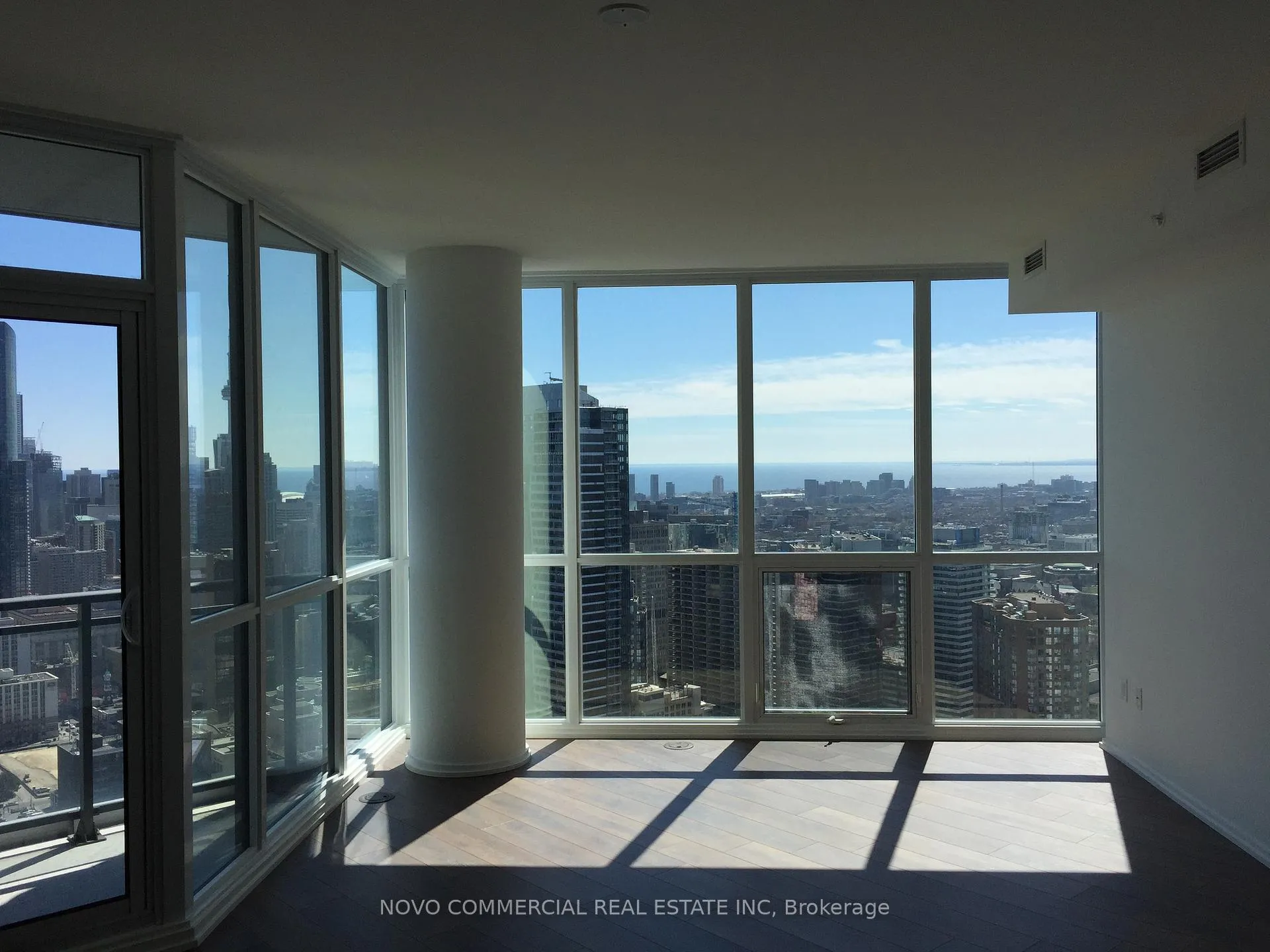 Photo 7 of Unit 5001, 45 Charles Street E, Toronto, Church-Yonge Corridor — HOMEH