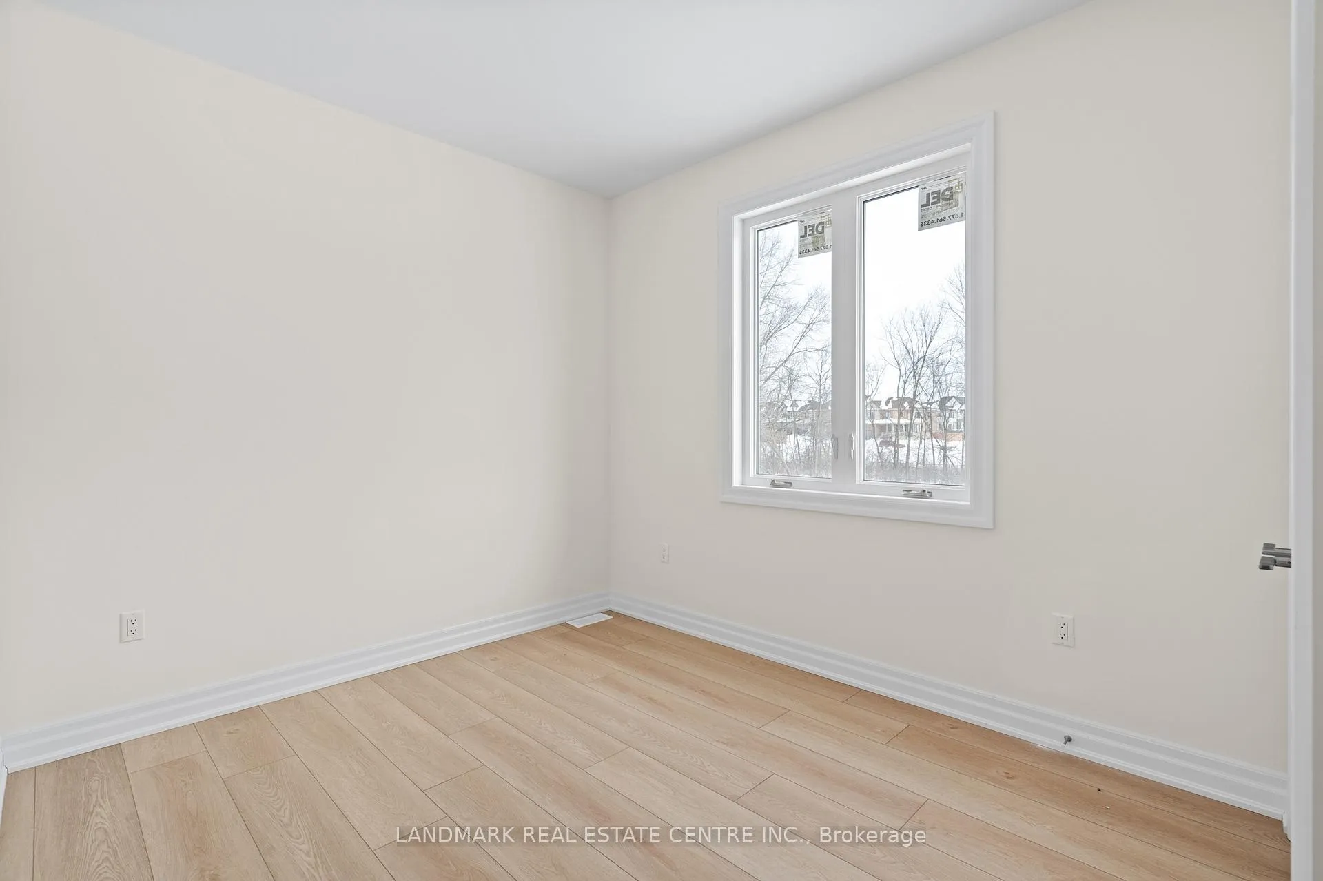 Photo 28 of 116 Forks Road E, Welland, Dain City — HOMEH