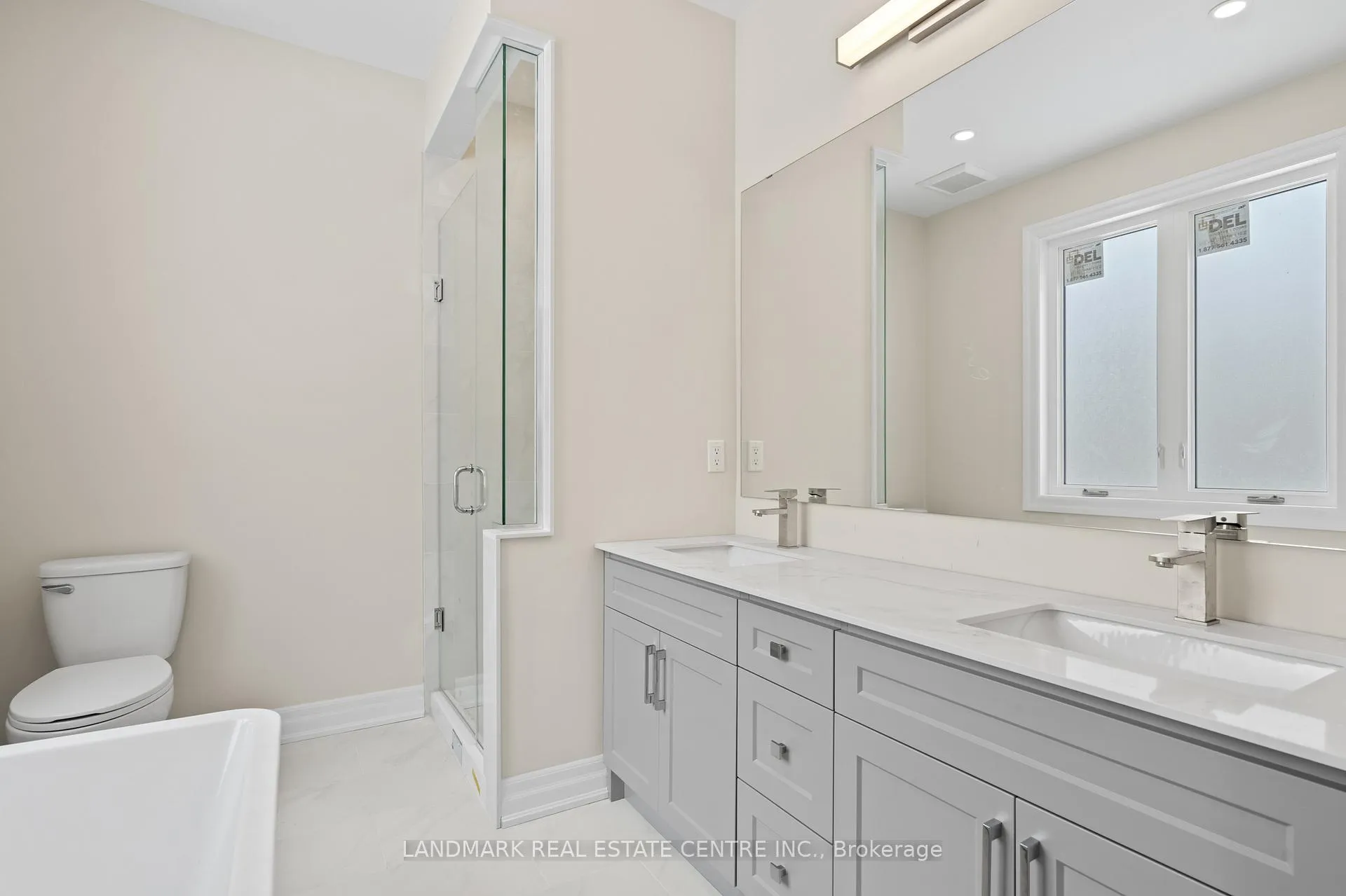 Photo 34 of 116 Forks Road E, Welland, Dain City — HOMEH