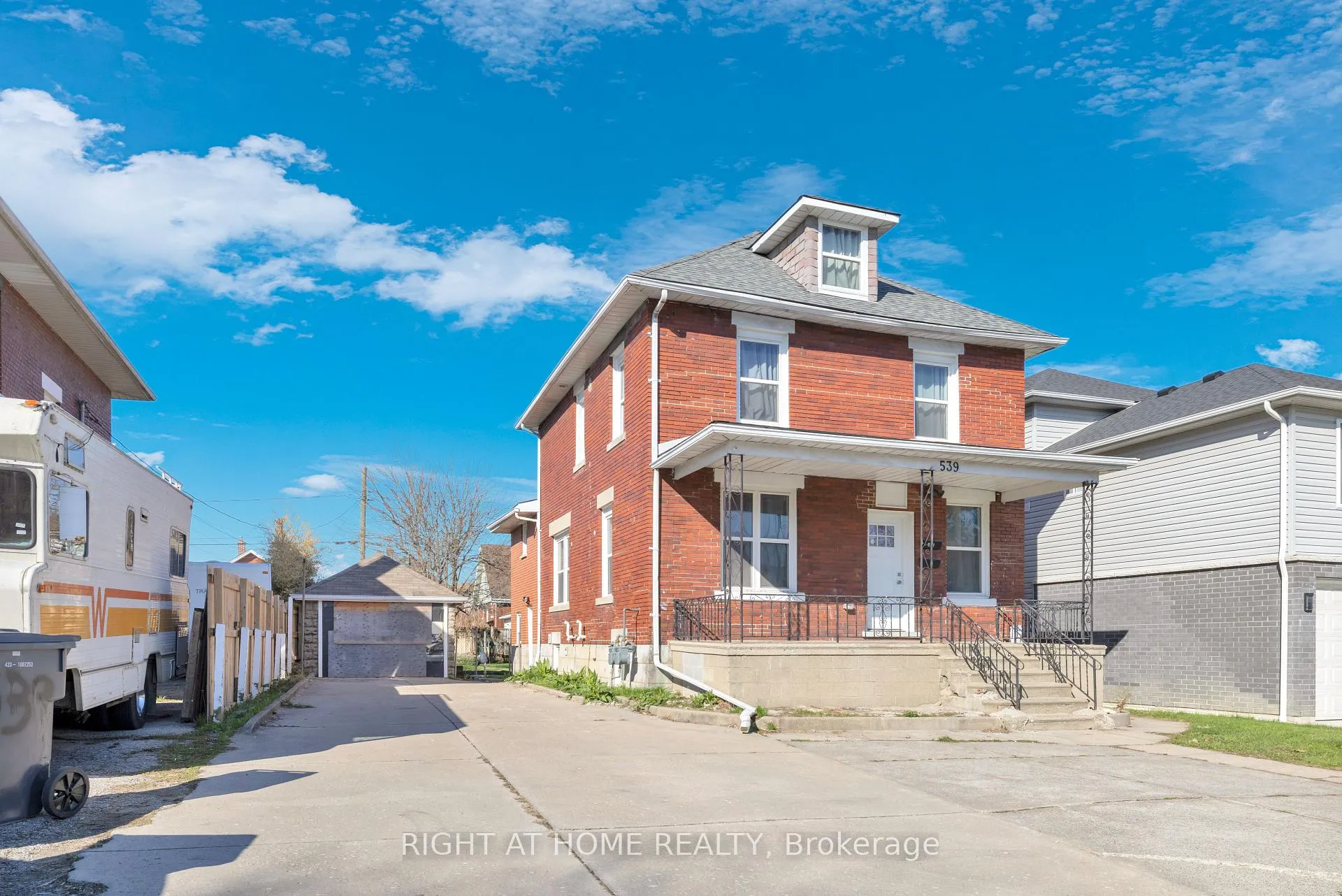 Photo 2 of 539 Campbell Avenue, Windsor — HOMEH