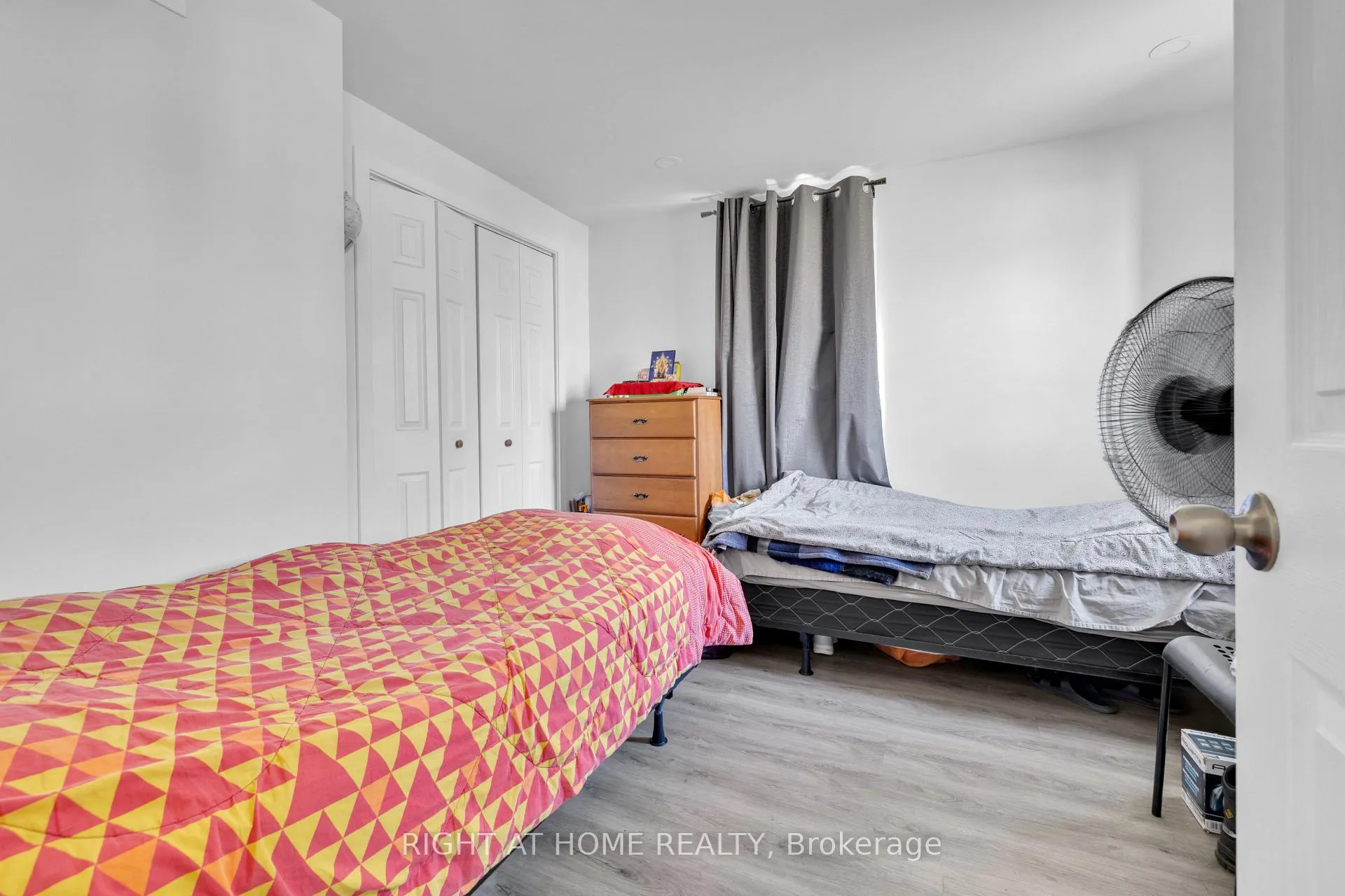 Photo 19 of 539 Campbell Avenue, Windsor — HOMEH