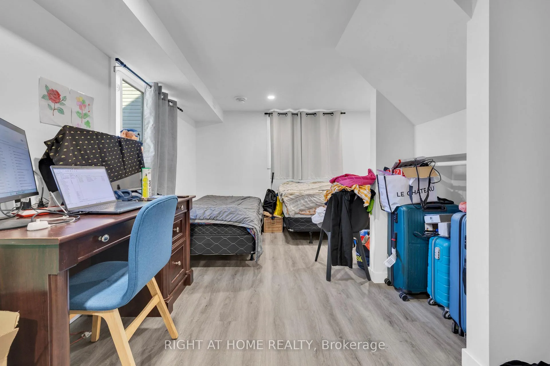 Photo 21 of 539 Campbell Avenue, Windsor — HOMEH