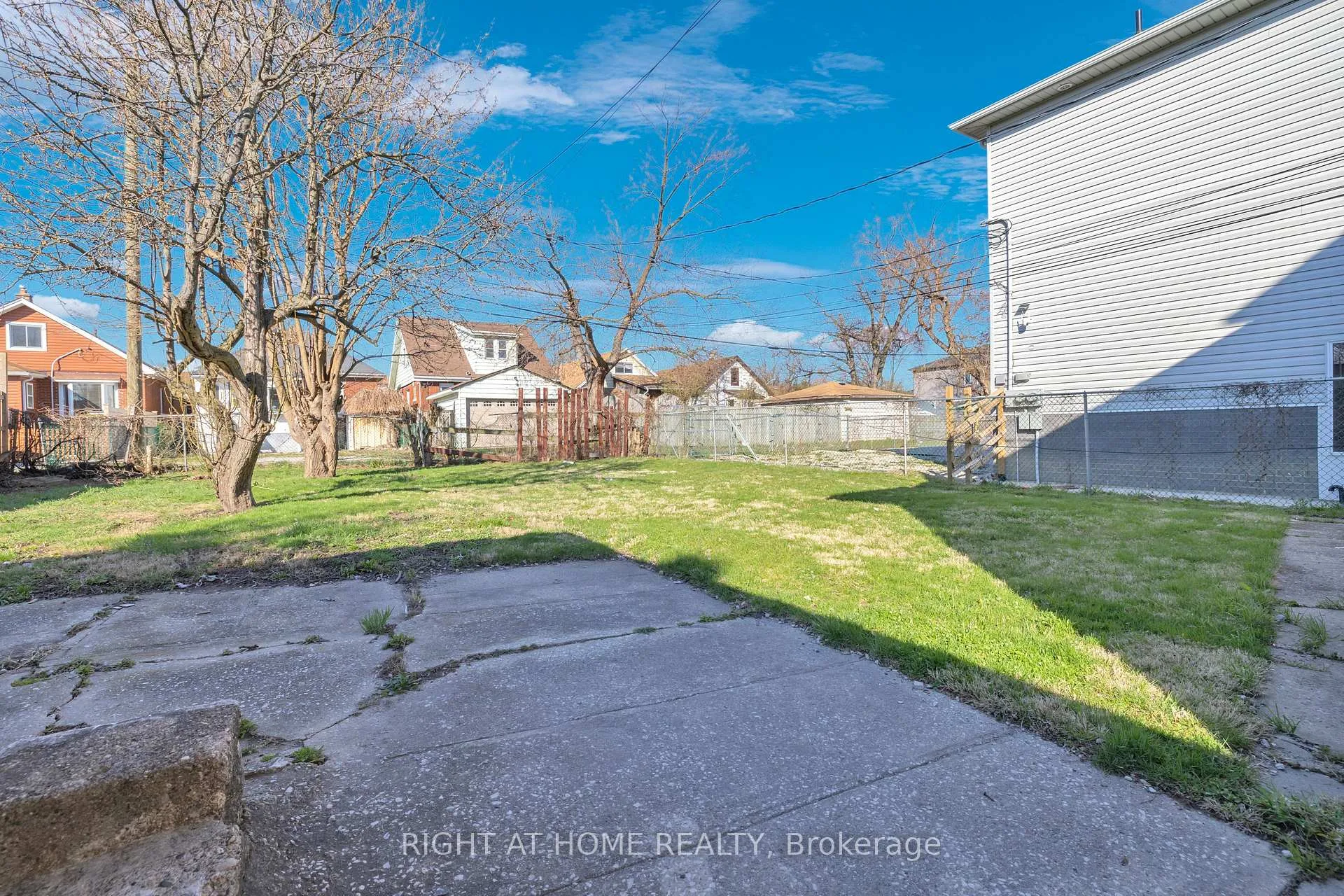 Photo 22 of 539 Campbell Avenue, Windsor — HOMEH