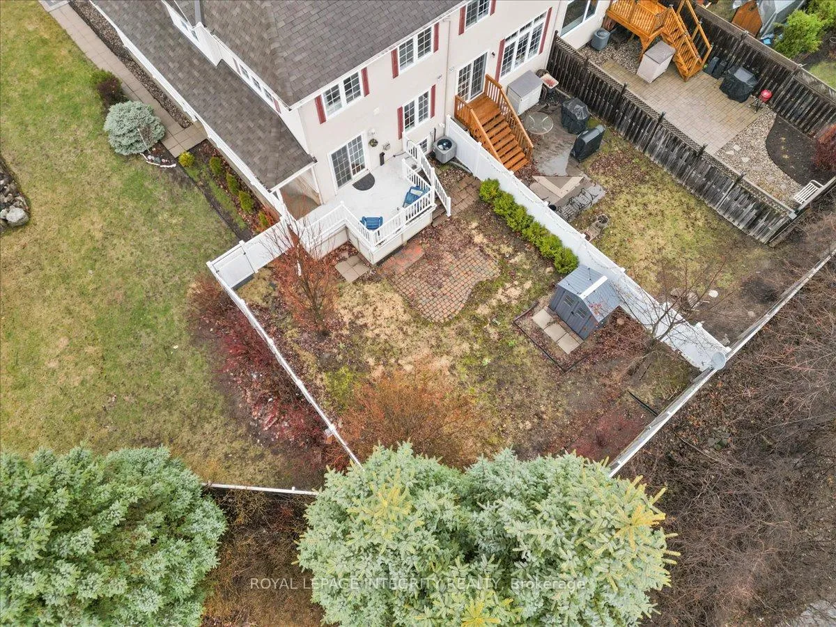 Photo 3 of 236 Wabiskaw Private, Ottawa, Barrhaven - Stonebridge — HOMEH