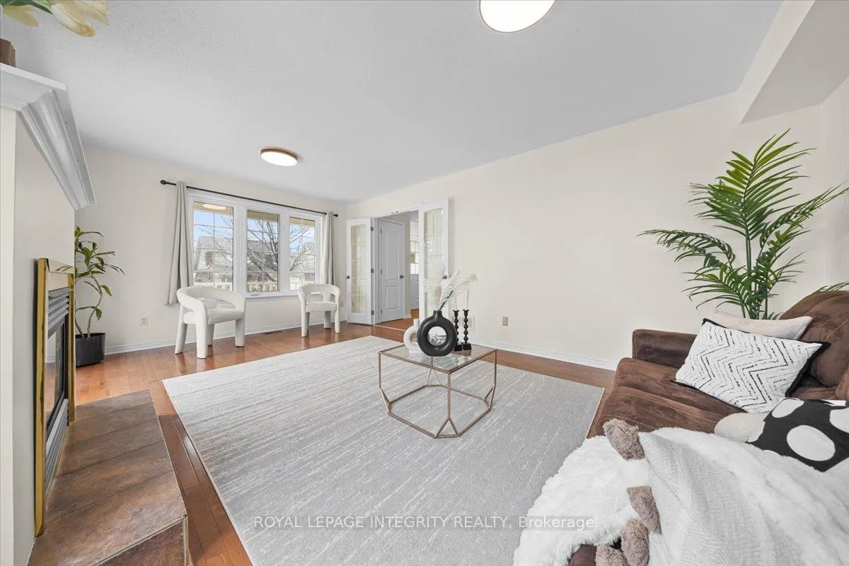Photo 18 of 236 Wabiskaw Private, Ottawa, Barrhaven - Stonebridge — HOMEH