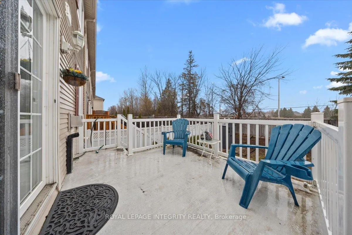 Photo 19 of 236 Wabiskaw Private, Ottawa, Barrhaven - Stonebridge — HOMEH