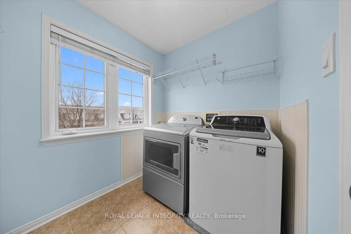 Photo 30 of 236 Wabiskaw Private, Ottawa, Barrhaven - Stonebridge — HOMEH
