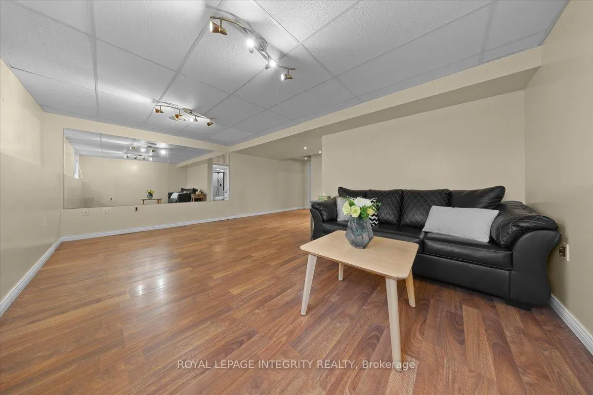 Photo 34 of 236 Wabiskaw Private, Ottawa, Barrhaven - Stonebridge — HOMEH
