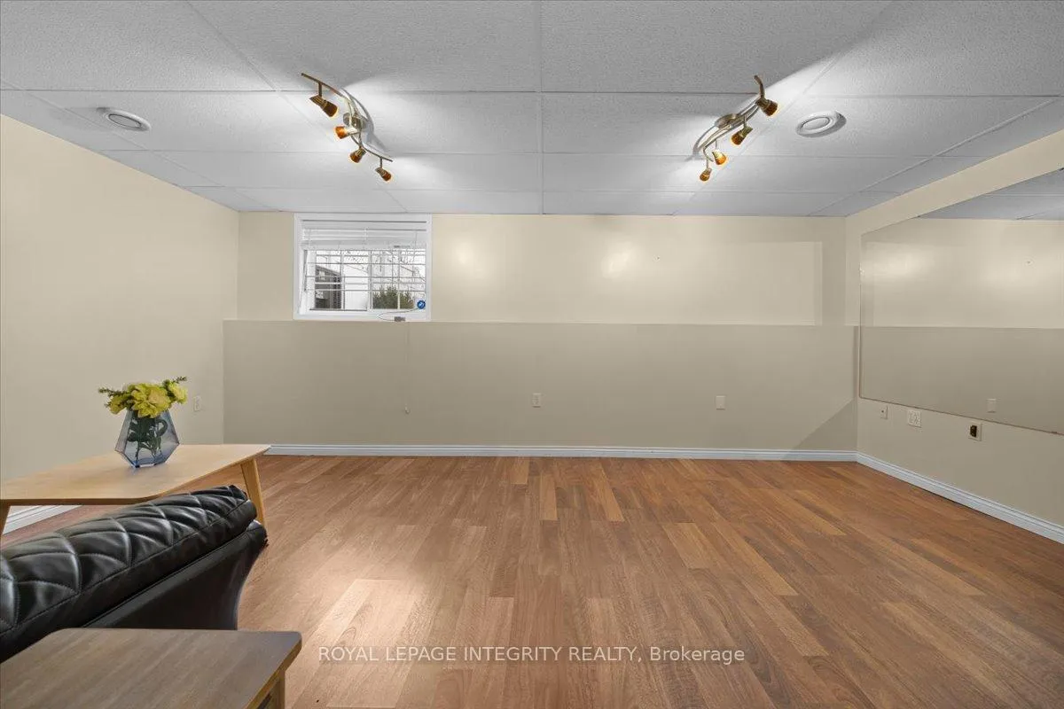 Photo 35 of 236 Wabiskaw Private, Ottawa, Barrhaven - Stonebridge — HOMEH