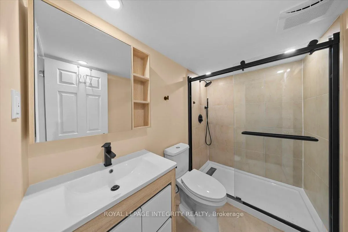 Photo 36 of 236 Wabiskaw Private, Ottawa, Barrhaven - Stonebridge — HOMEH