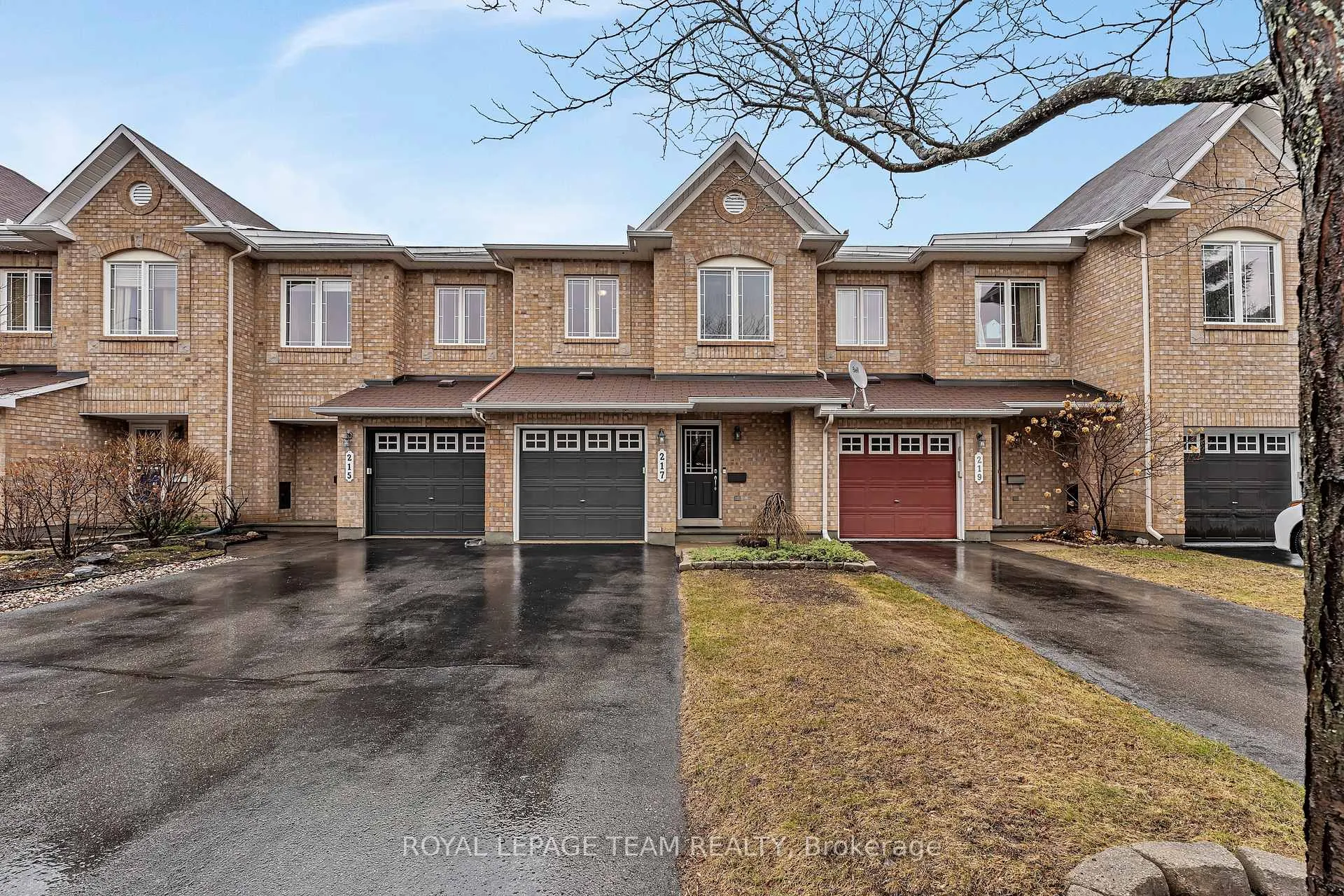 Photo 1 of 217 Hunterbrook Street, Ottawa, Kanata - Morgan's Grant/South March — HOMEH