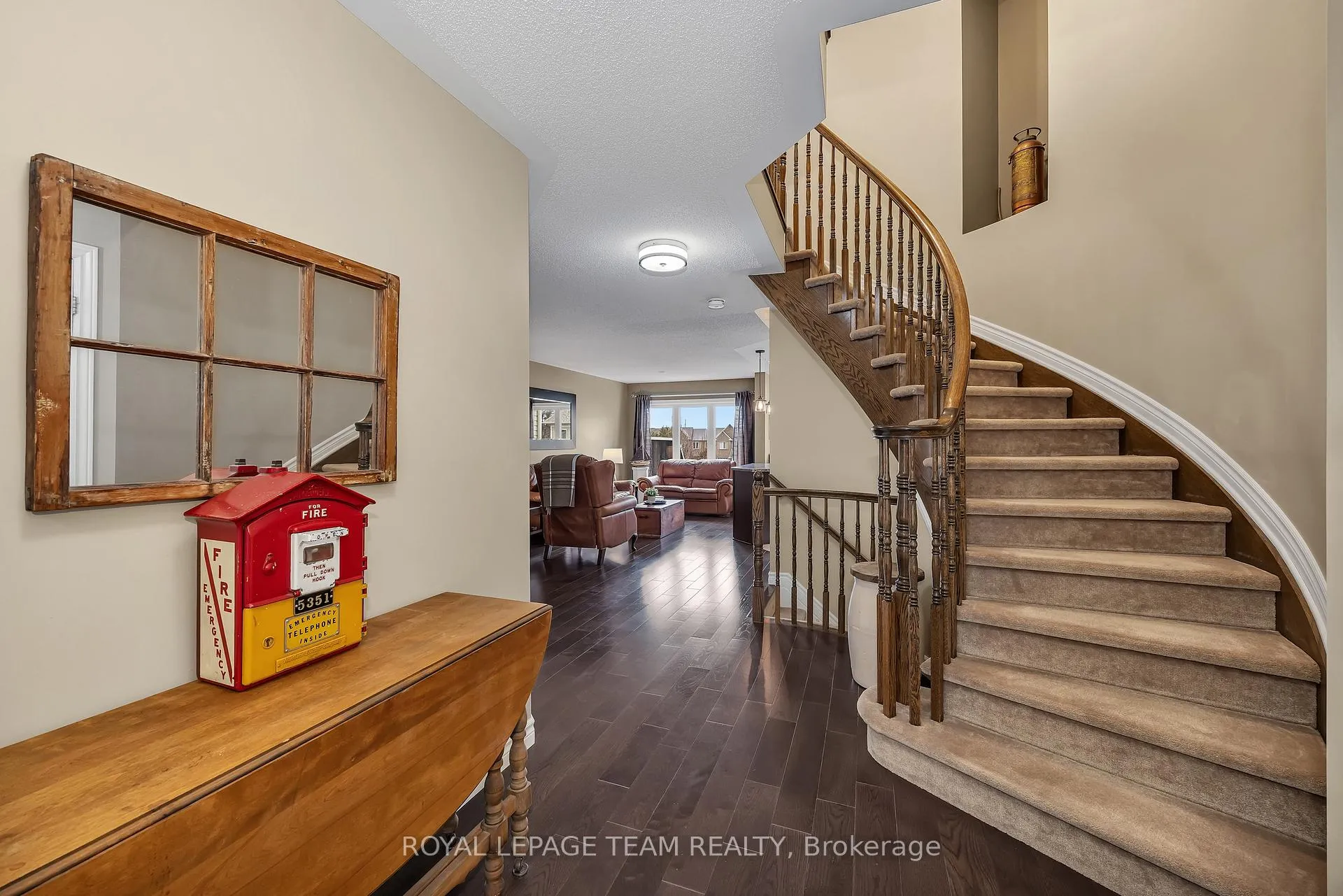 Photo 2 of 217 Hunterbrook Street, Ottawa, Kanata - Morgan's Grant/South March — HOMEH