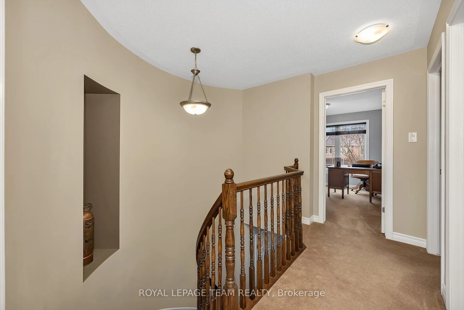 Photo 10 of 217 Hunterbrook Street, Ottawa, Kanata - Morgan's Grant/South March — HOMEH