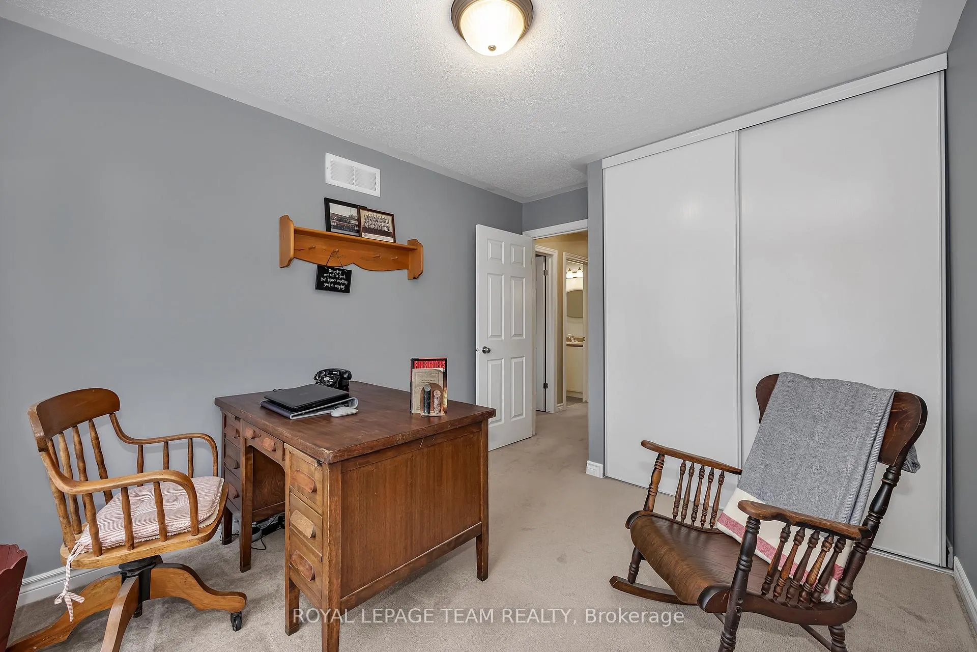 Photo 19 of 217 Hunterbrook Street, Ottawa, Kanata - Morgan's Grant/South March — HOMEH