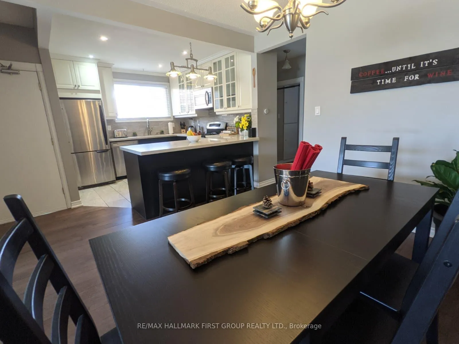 Photo 4 of 15 Thorncroft Crescent, Ajax, South East — HOMEH