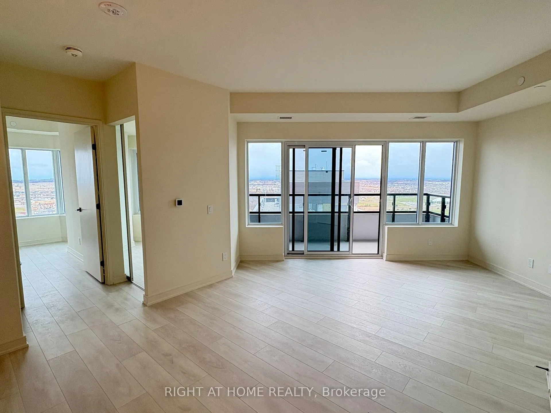 Photo 4 of Unit 2307, 8020 Derry Road, Milton, Coates — HOMEH