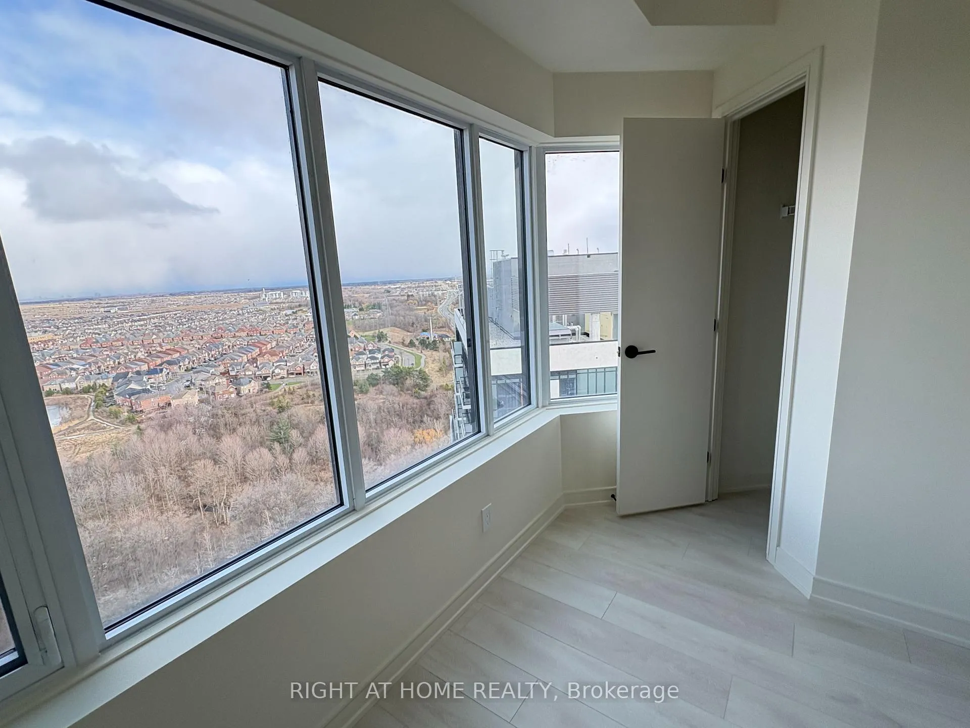Photo 9 of Unit 2307, 8020 Derry Road, Milton, Coates — HOMEH