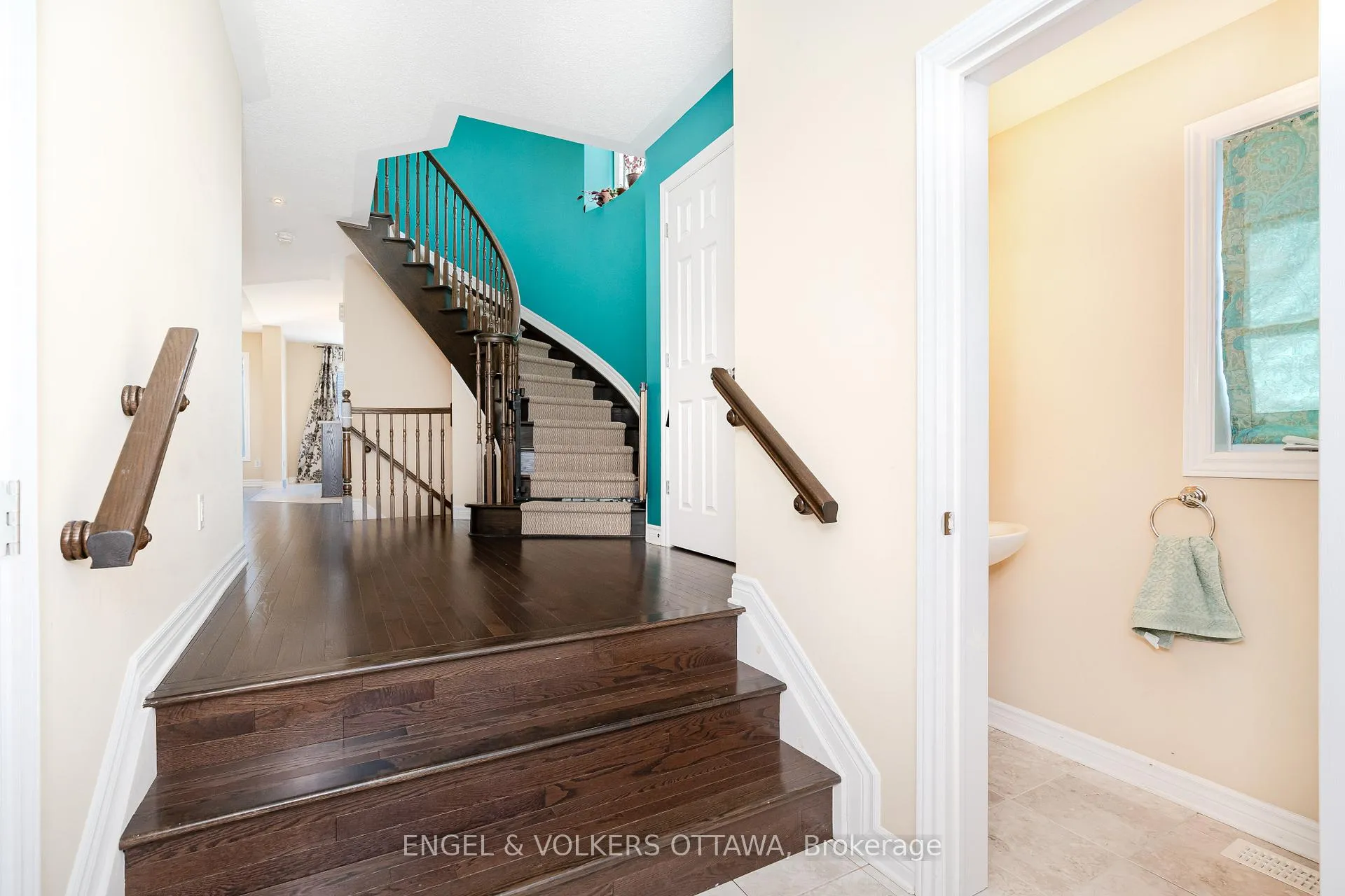 Photo 4 of 509 Petrichor Crescent, Ottawa, Avalon West — HOMEH