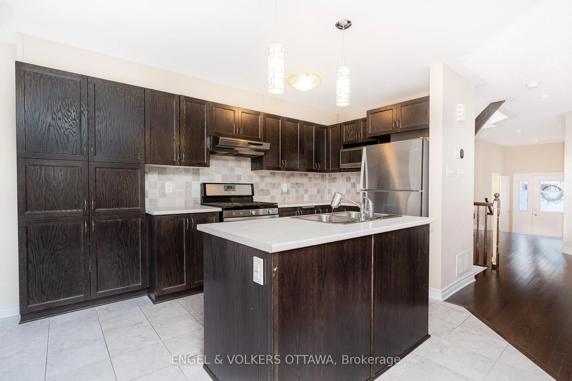 Photo 8 of 509 Petrichor Crescent, Ottawa, Avalon West — HOMEH
