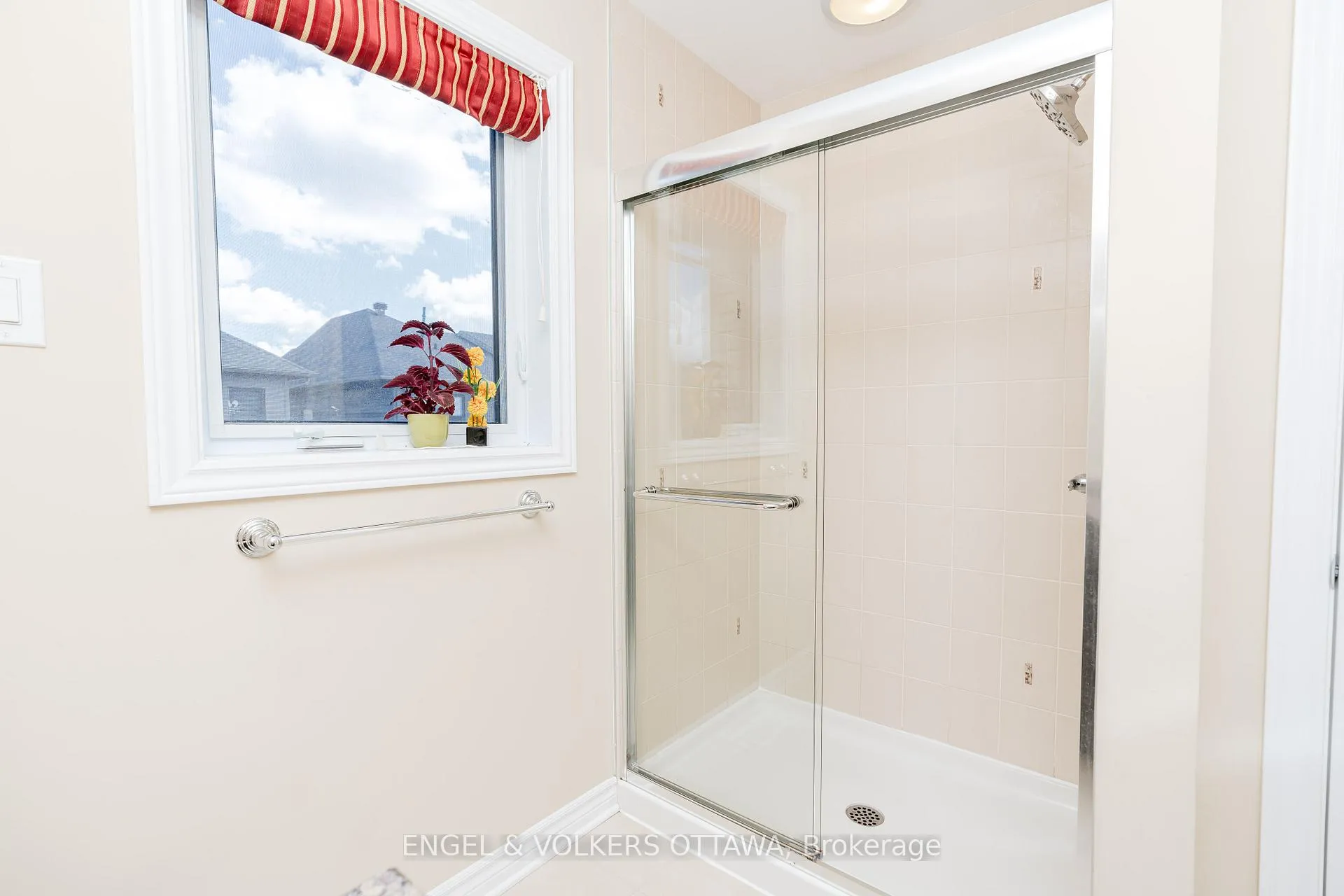 Photo 19 of 509 Petrichor Crescent, Ottawa, Avalon West — HOMEH