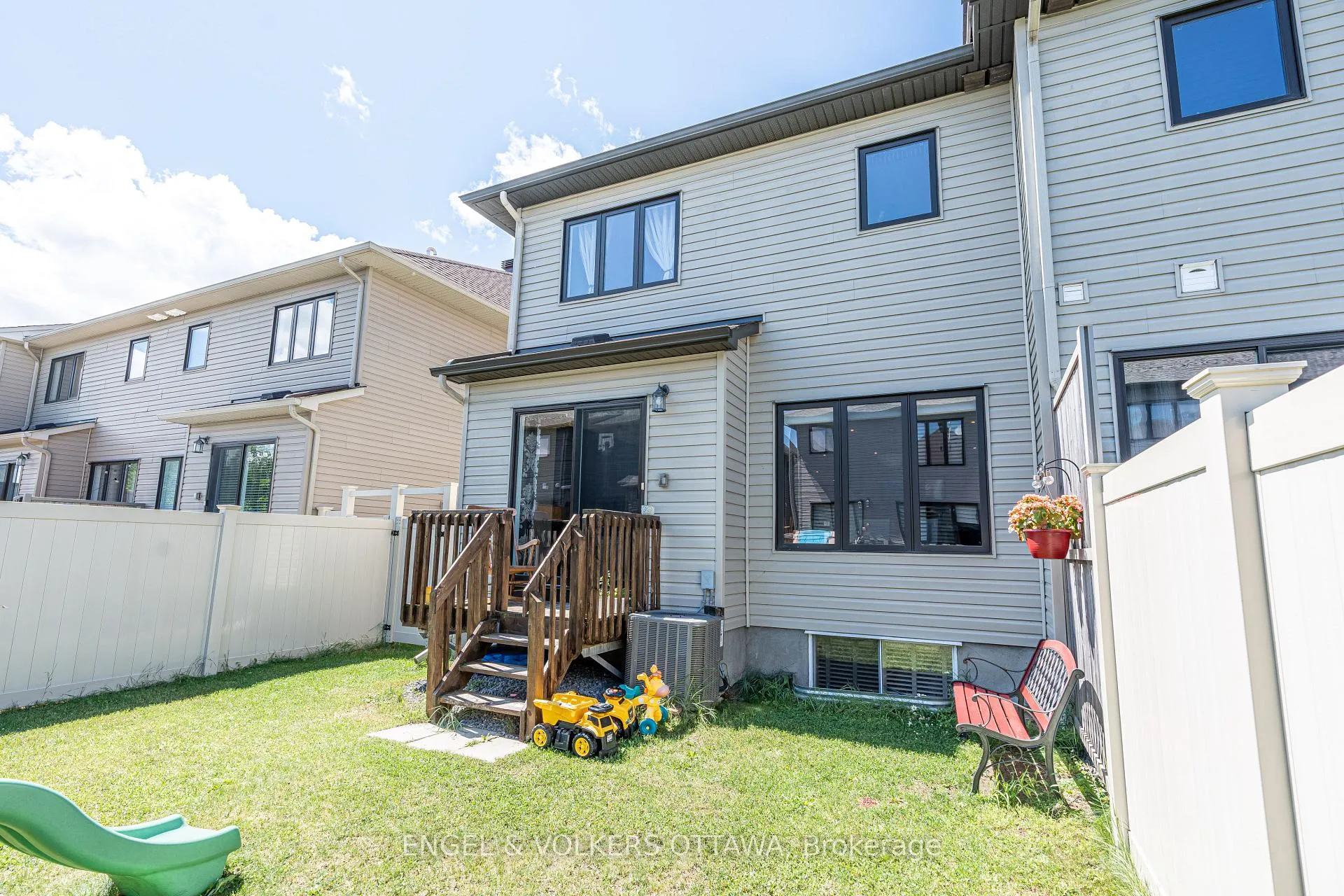 Photo 29 of 509 Petrichor Crescent, Ottawa, Avalon West — HOMEH