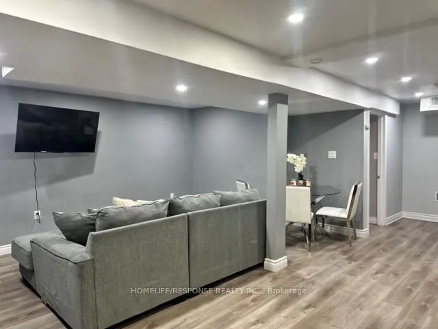 Photo 25 of 16 Cochrane Avenue, Brampton, Heart Lake East — HOMEH