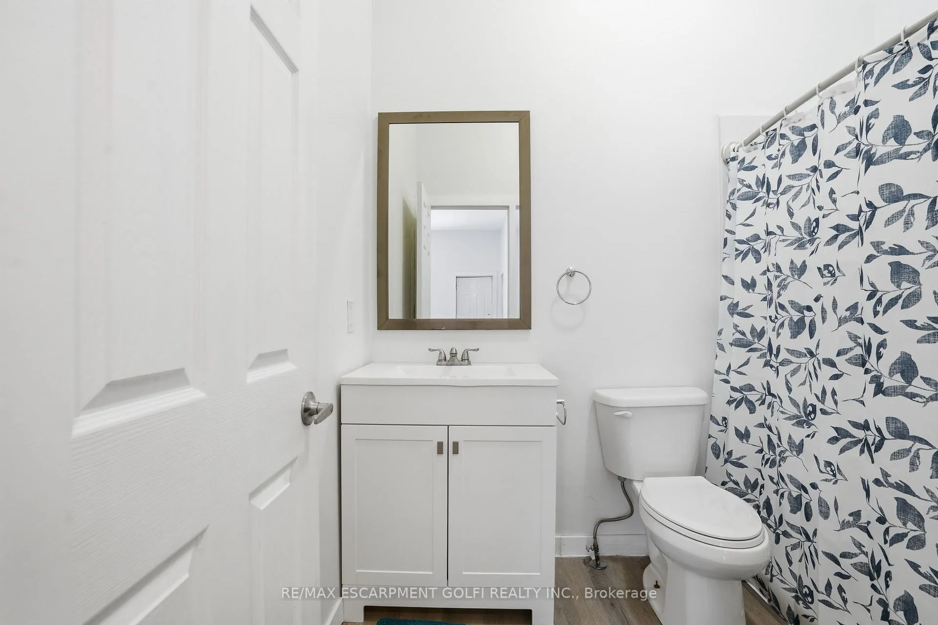 Photo 7 of 14 Avenue Place, Welland, Welland Downtown — HOMEH