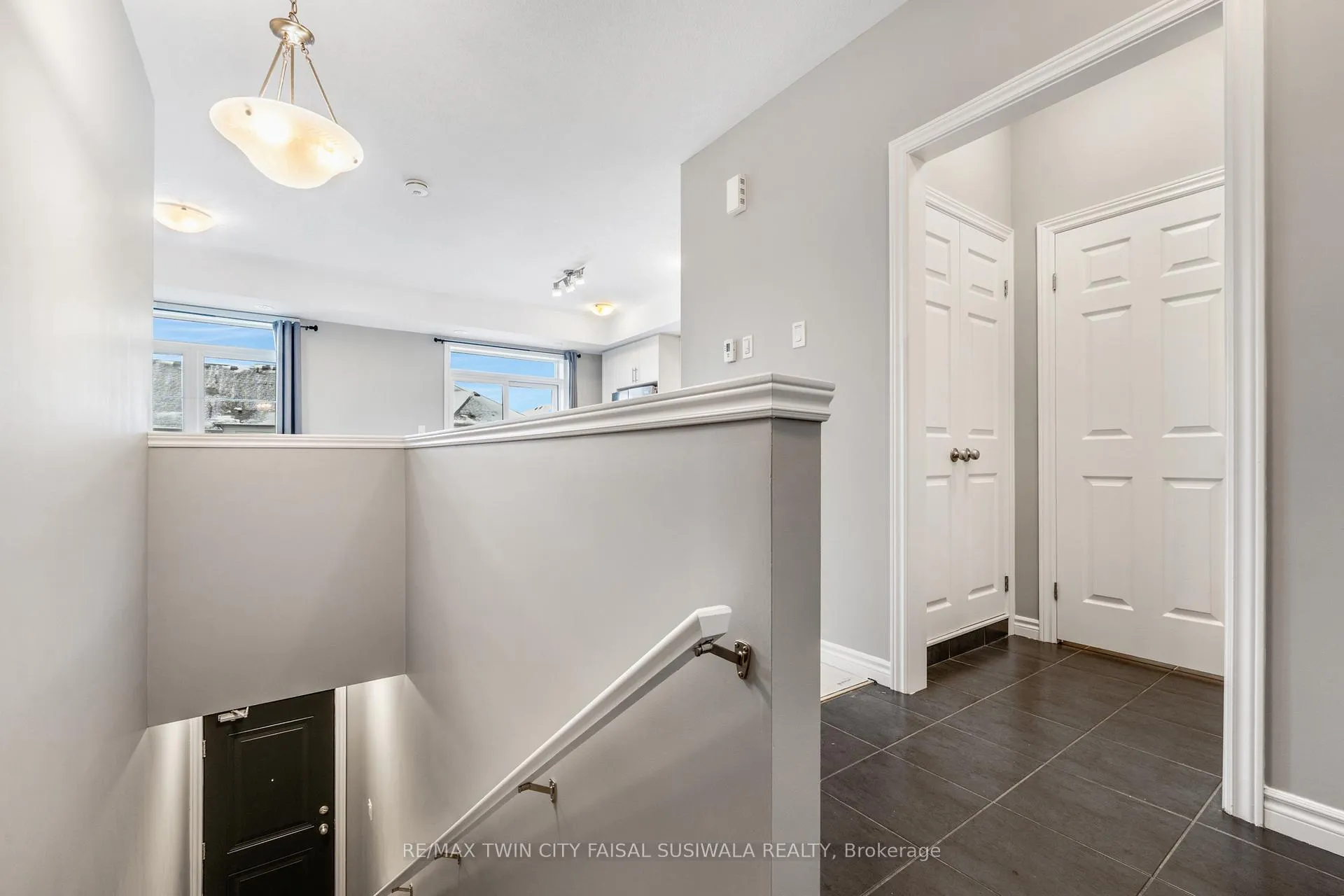 Photo 7 of 52 Wheat Lane, Kitchener — HOMEH