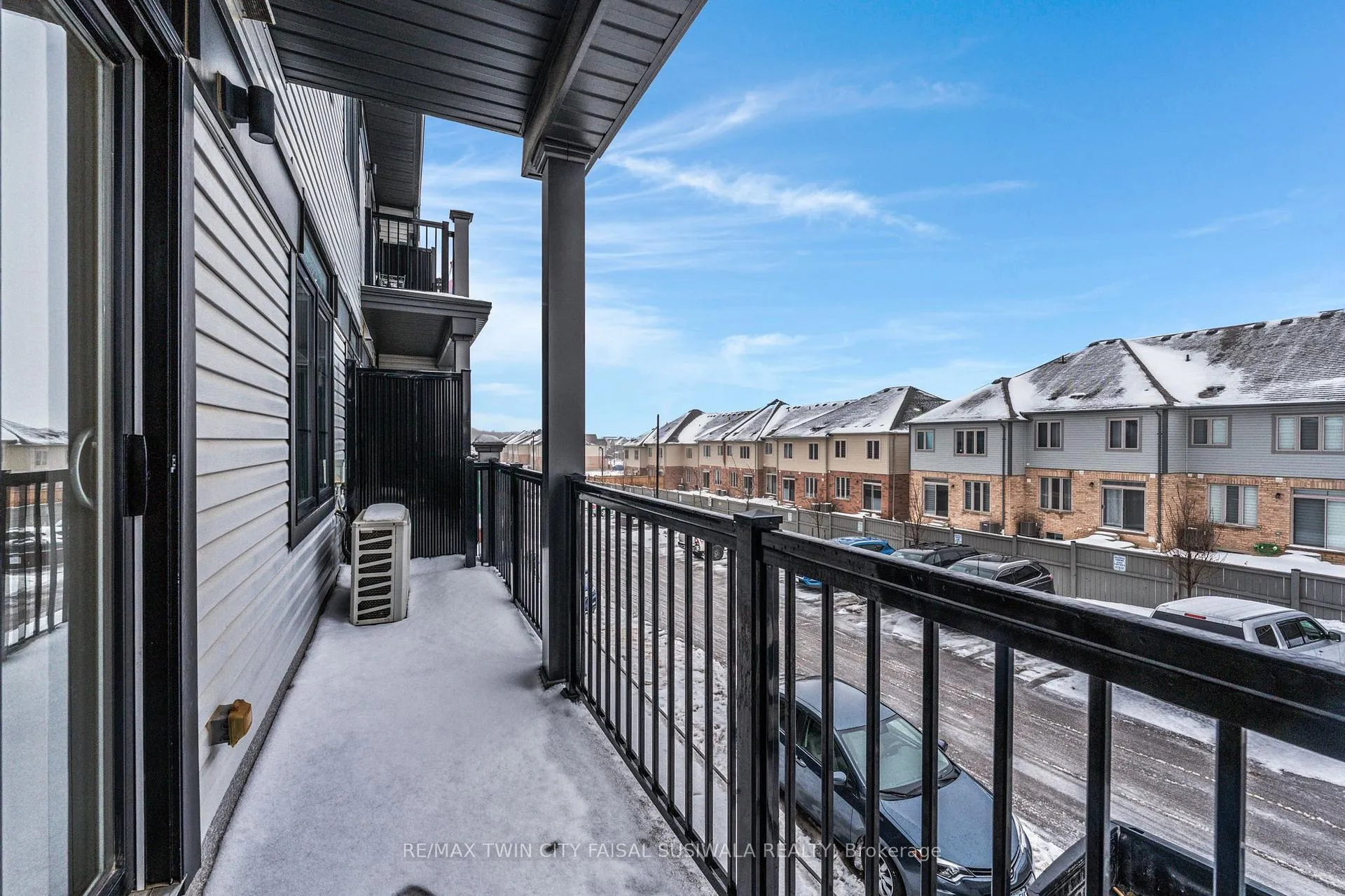 Photo 13 of 52 Wheat Lane, Kitchener — HOMEH