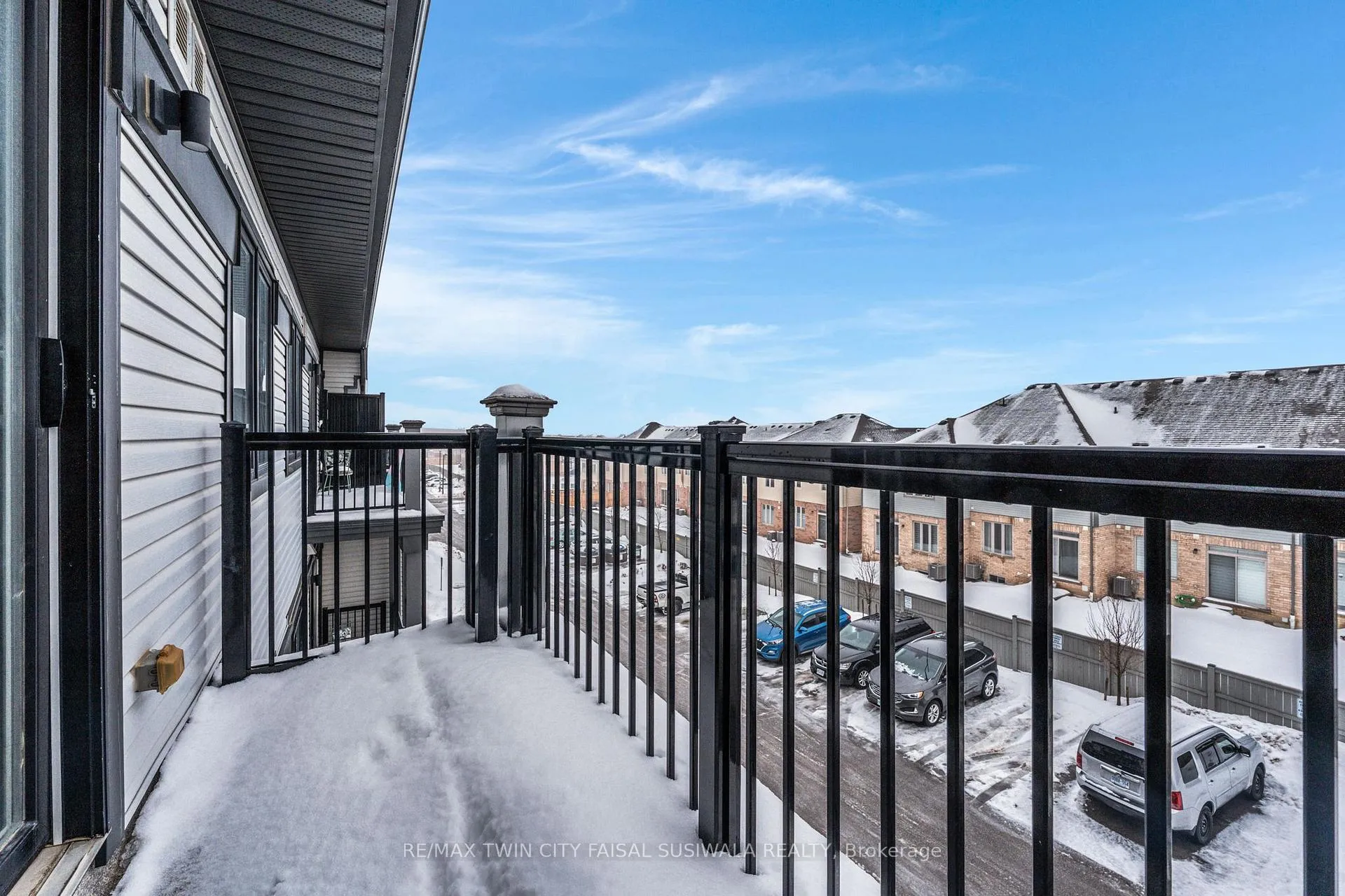 Photo 18 of 52 Wheat Lane, Kitchener — HOMEH