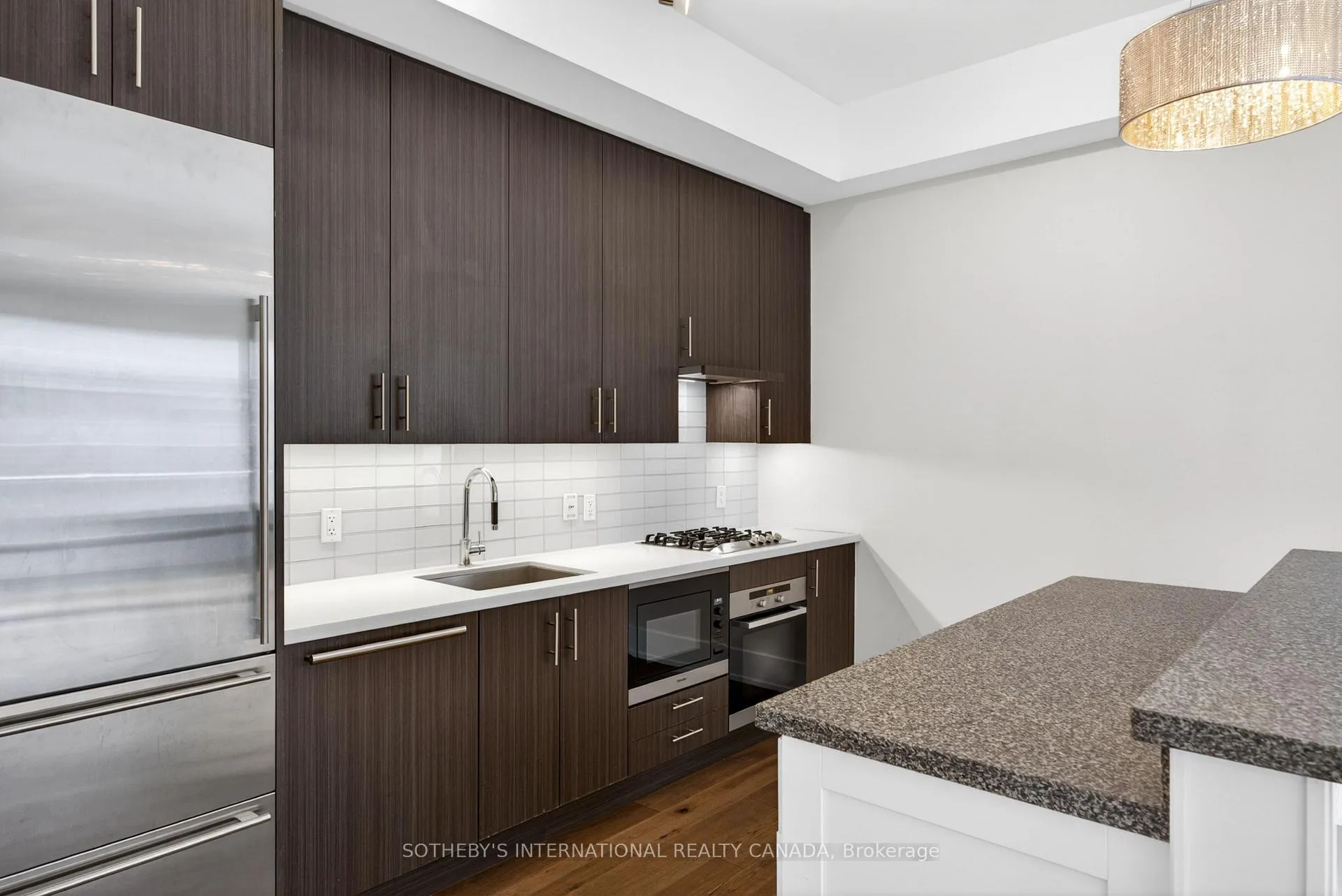 Photo 6 of Unit 701, 29 Queens Quay E, Toronto, Waterfront Communities — HOMEH