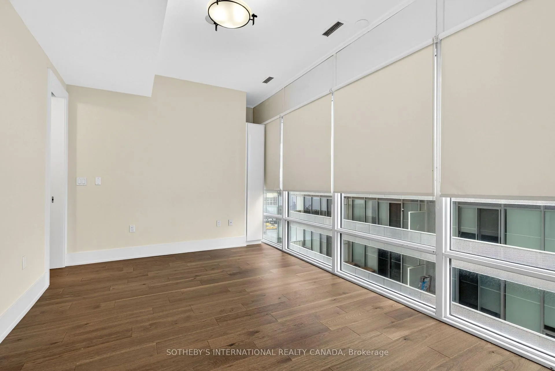 Photo 19 of Unit 701, 29 Queens Quay E, Toronto, Waterfront Communities — HOMEH