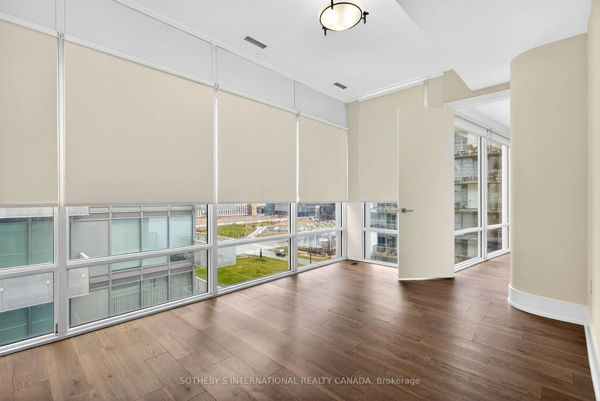 Photo 22 of Unit 701, 29 Queens Quay E, Toronto, Waterfront Communities — HOMEH