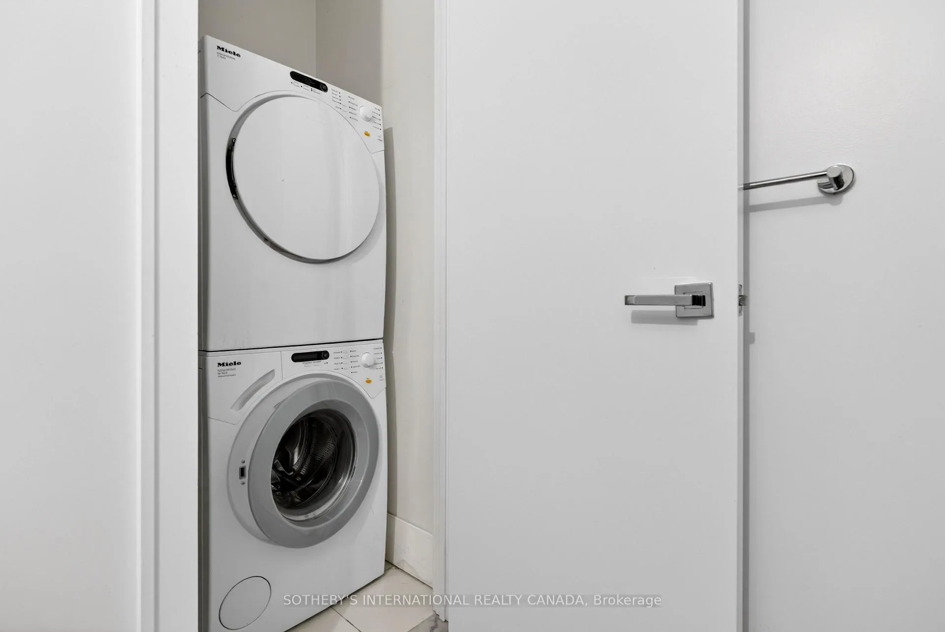 Photo 25 of Unit 701, 29 Queens Quay E, Toronto, Waterfront Communities — HOMEH