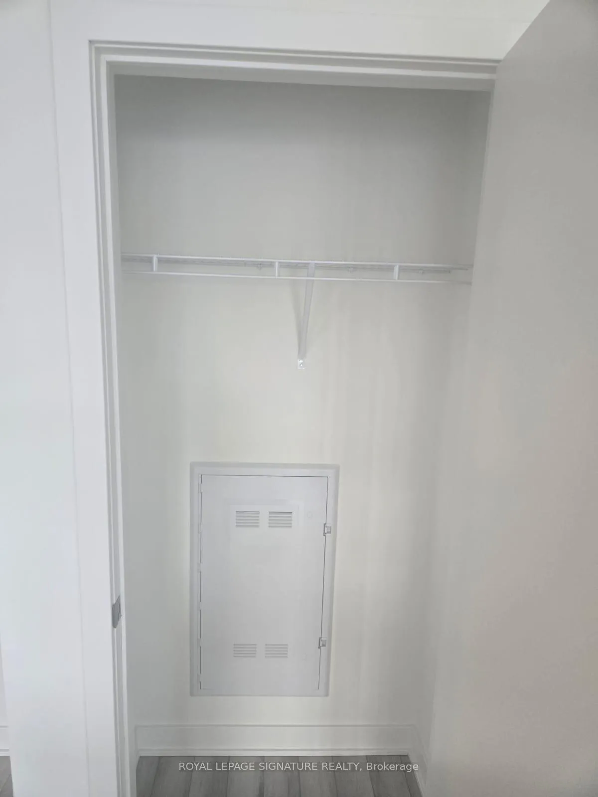 Photo 12 of Unit 105, 51 Clarington Boulevard, Clarington, Bowmanville — HOMEH