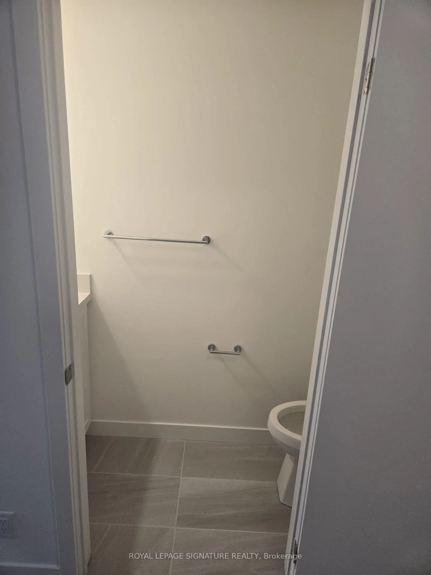 Photo 13 of Unit 105, 51 Clarington Boulevard, Clarington, Bowmanville — HOMEH