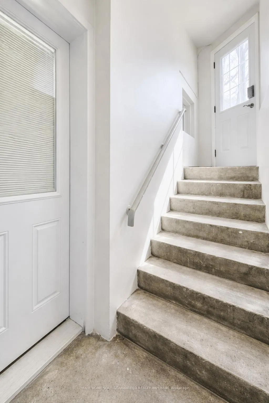 Photo 2 of Unit Lower, 5 Regent Drive, St. Catharines, Vine/Linwell — HOMEH