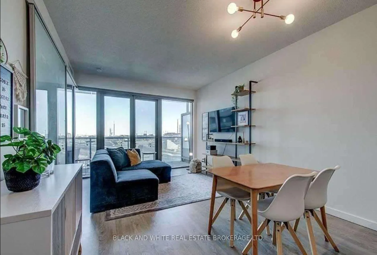 Photo 3 of Unit 604, 70 Distillery Lane, Toronto, Waterfront Communities — HOMEH