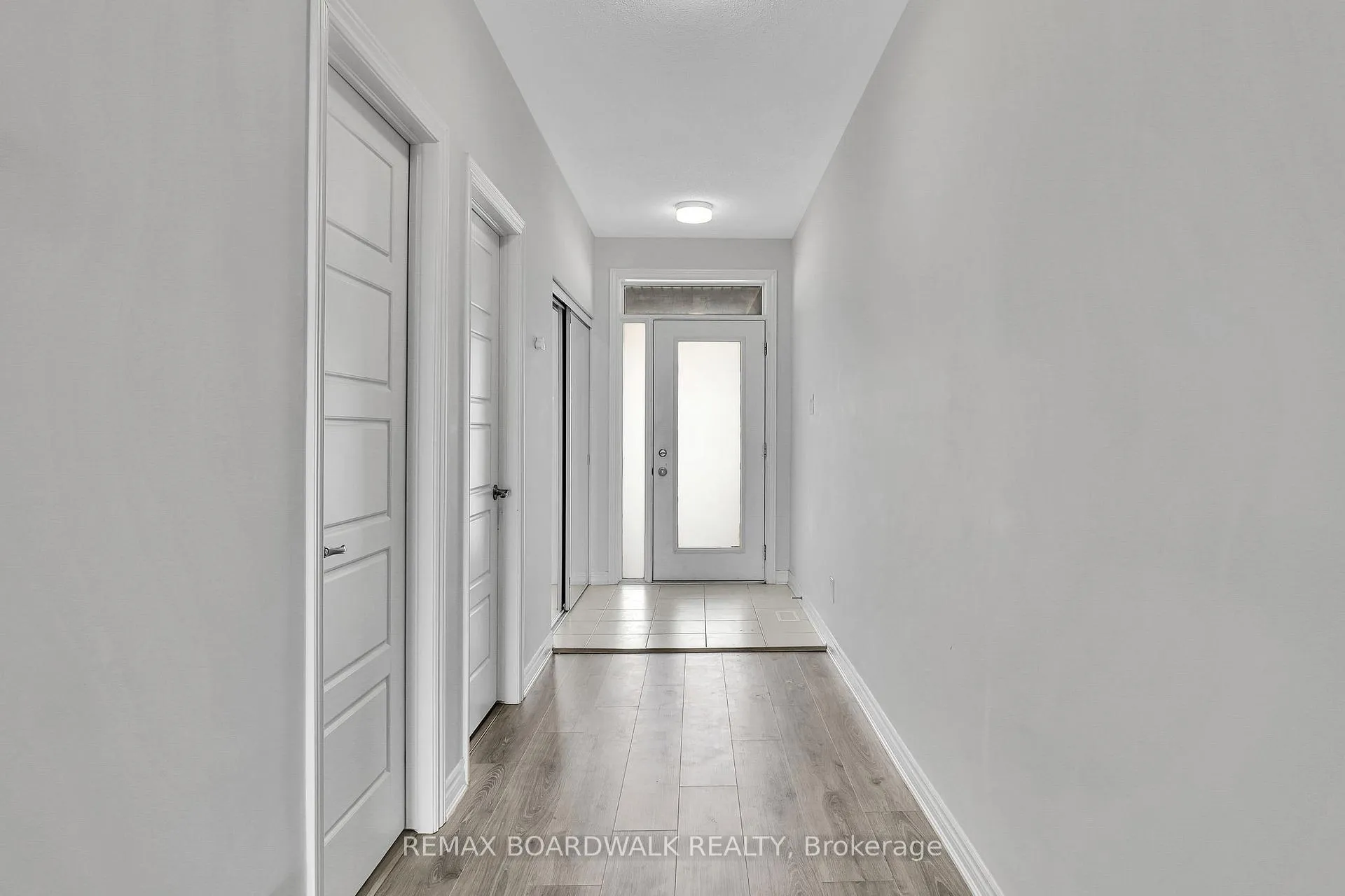 Photo 9 of 306 Pilot Private, Ottawa, Kanata - Emerald Meadows/Trailwest — HOMEH
