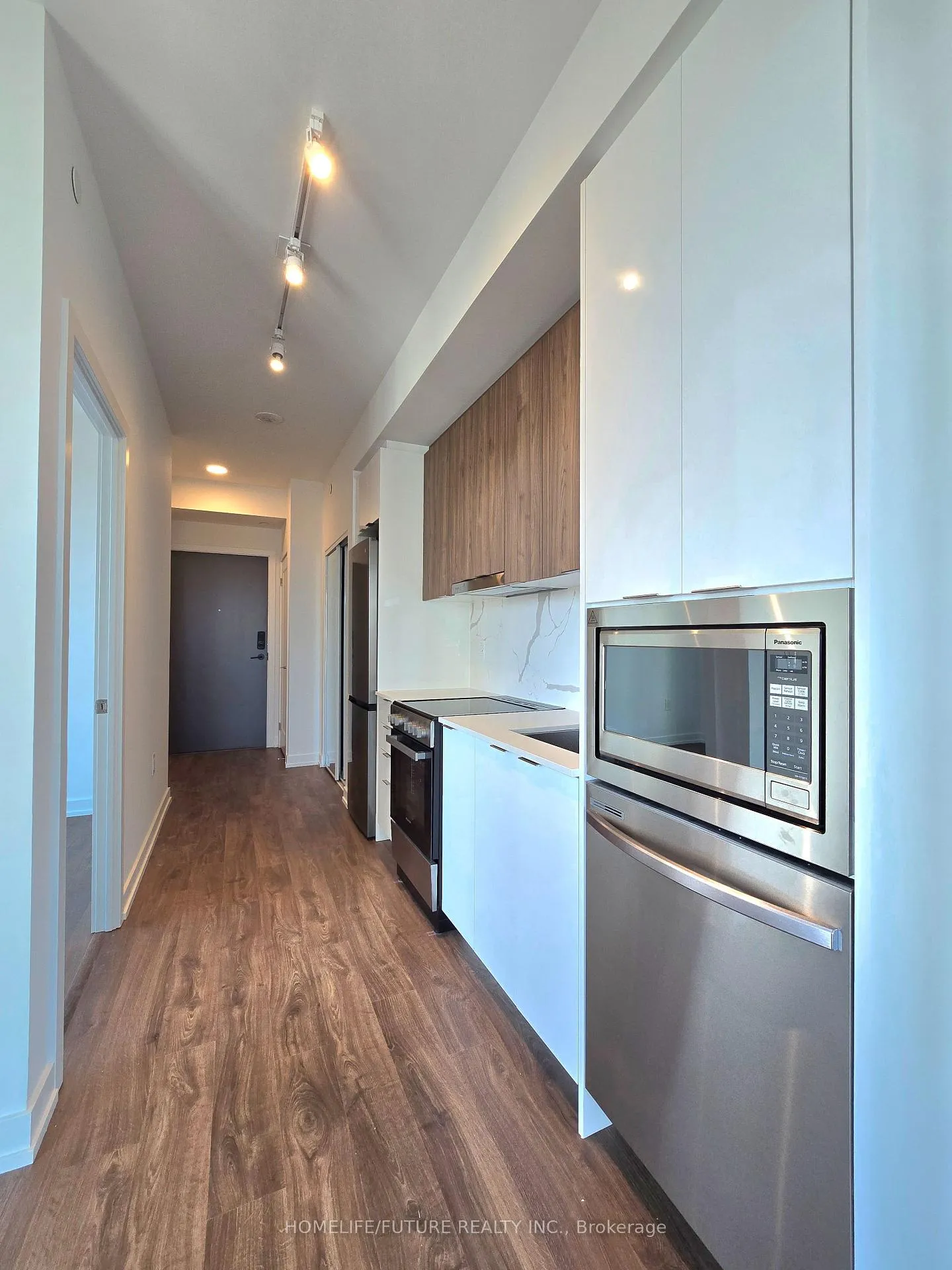 Photo 4 of Unit A1902, 9763 Markham Road, Markham, Greensborough — HOMEH