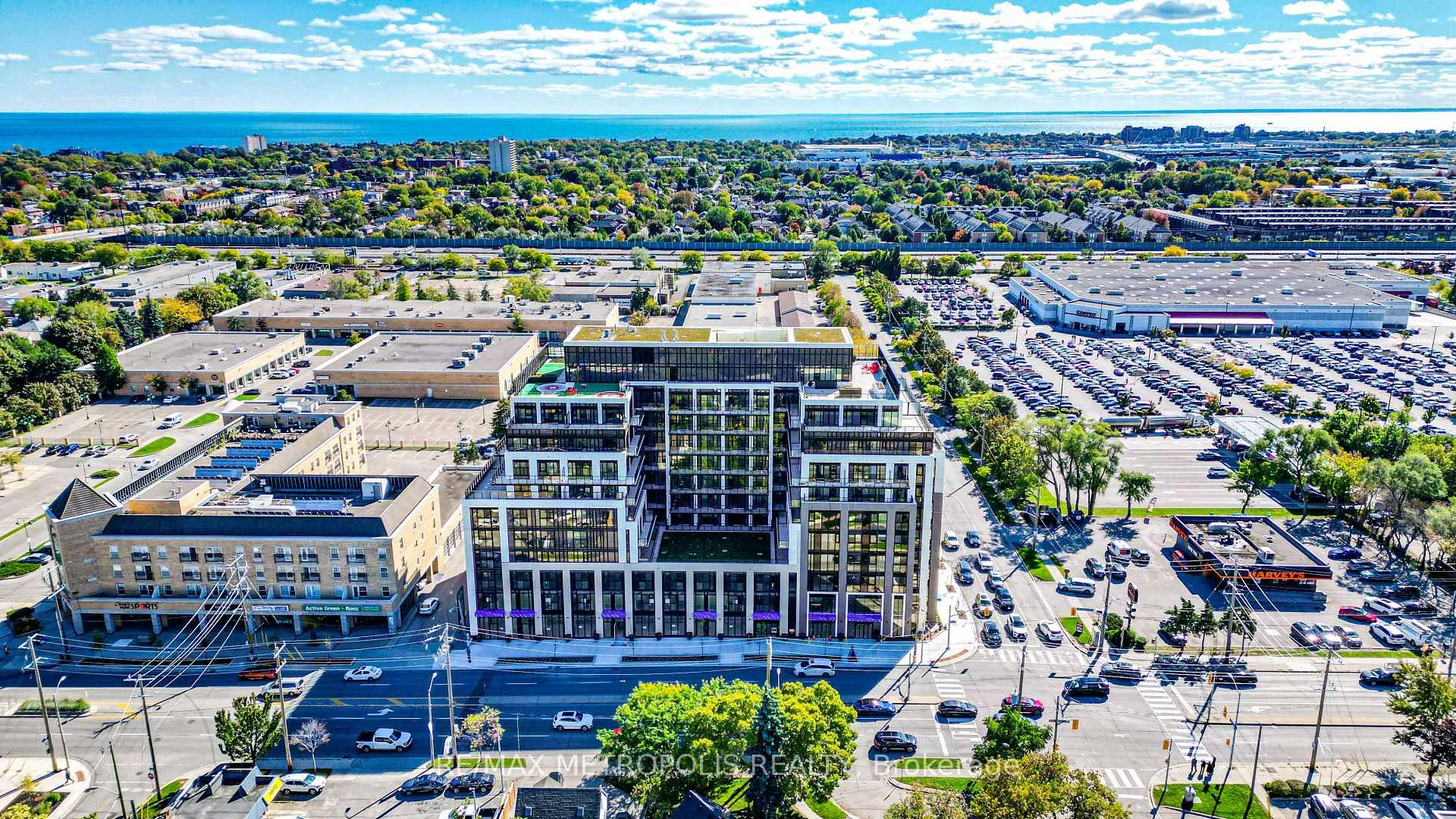 Photo 3 of Unit 720, 801 The Queensway, Etobicoke, Stonegate-Queensway — HOMEH