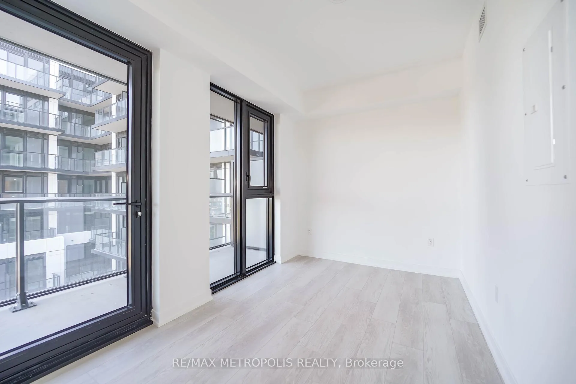 Photo 23 of Unit 720, 801 The Queensway, Etobicoke, Stonegate-Queensway — HOMEH