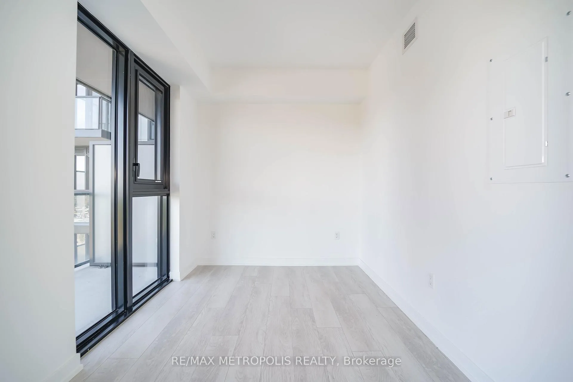 Photo 26 of Unit 720, 801 The Queensway, Etobicoke, Stonegate-Queensway — HOMEH