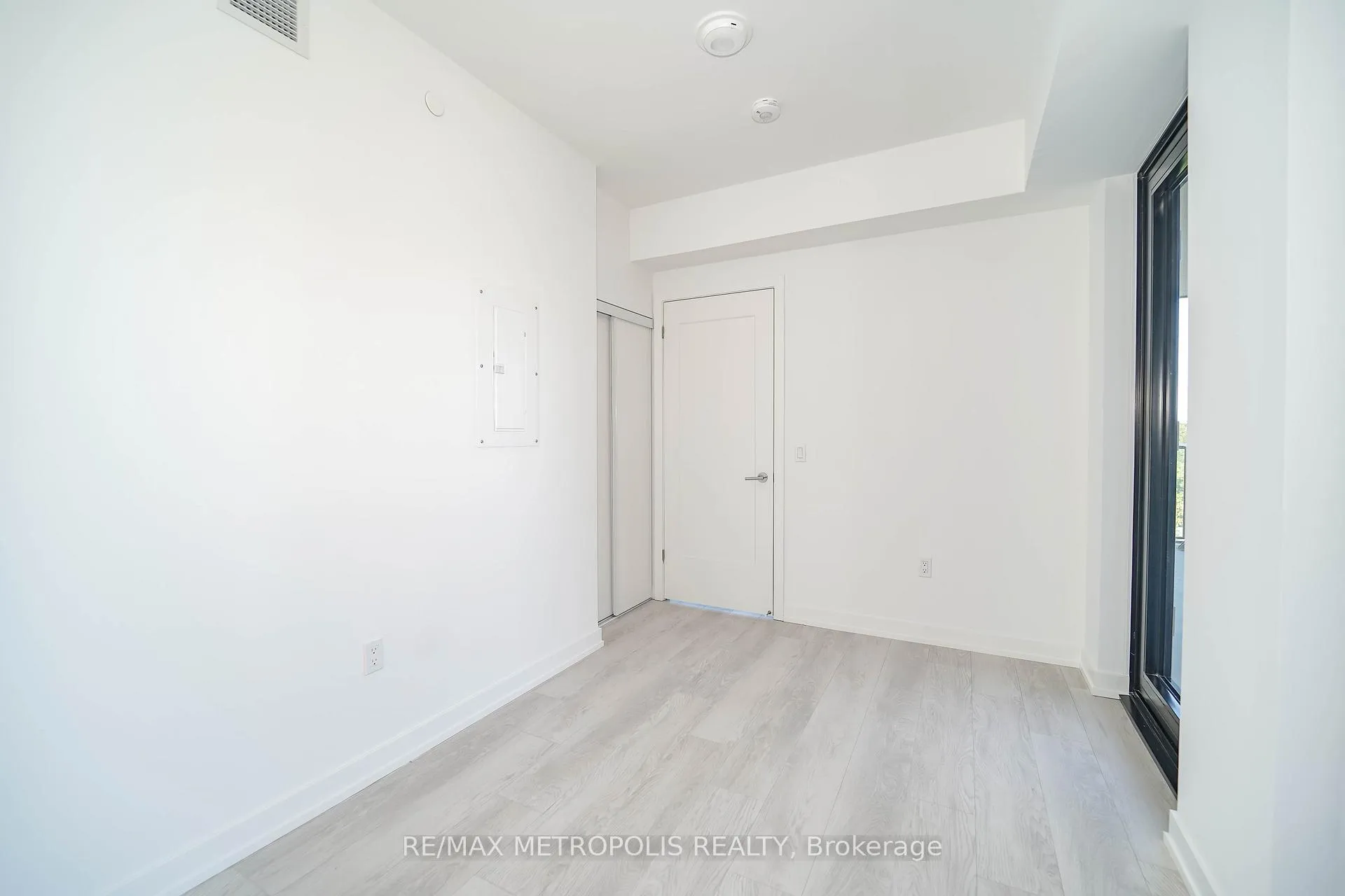 Photo 29 of Unit 720, 801 The Queensway, Etobicoke, Stonegate-Queensway — HOMEH
