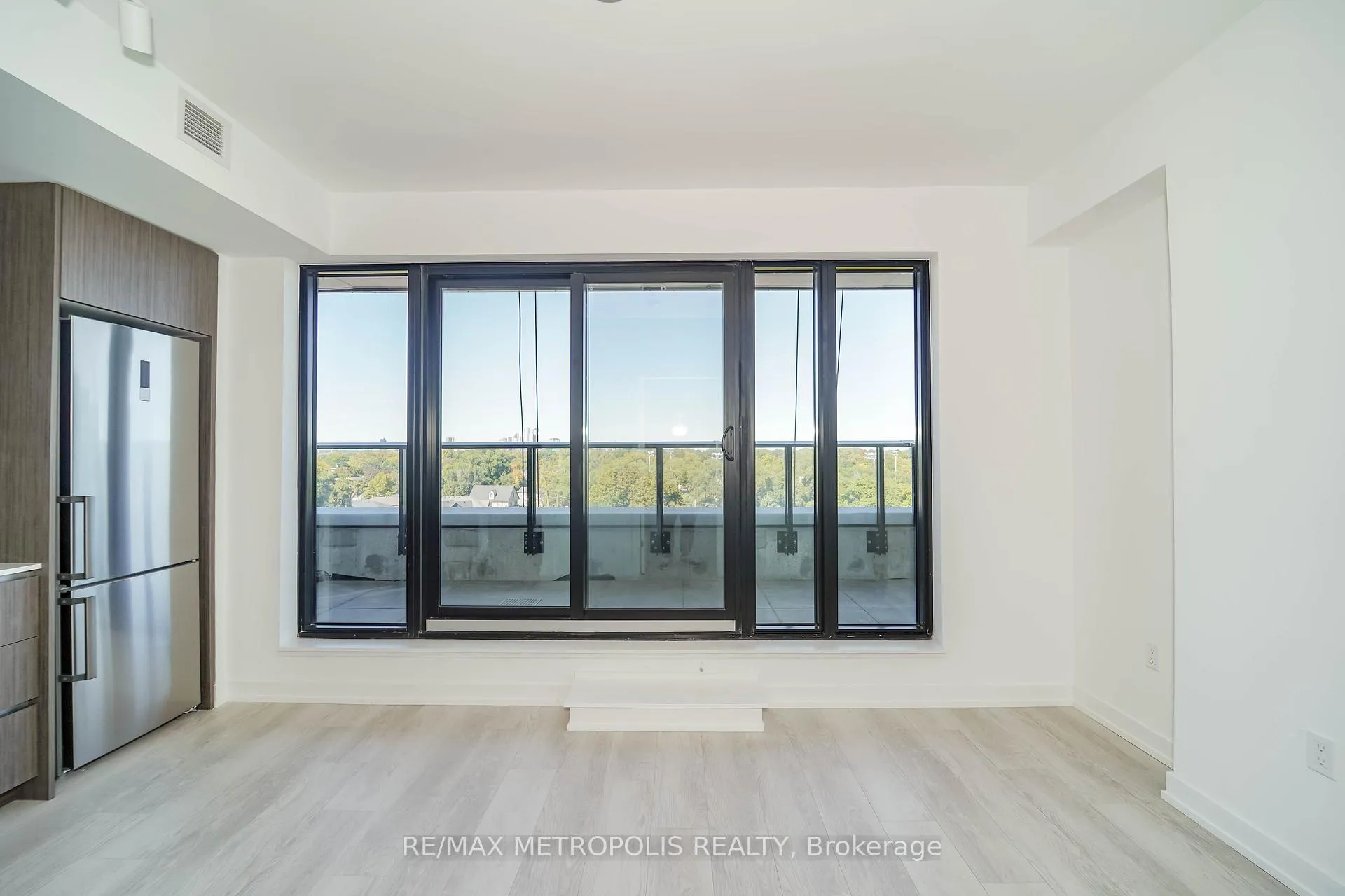 Photo 31 of Unit 720, 801 The Queensway, Etobicoke, Stonegate-Queensway — HOMEH