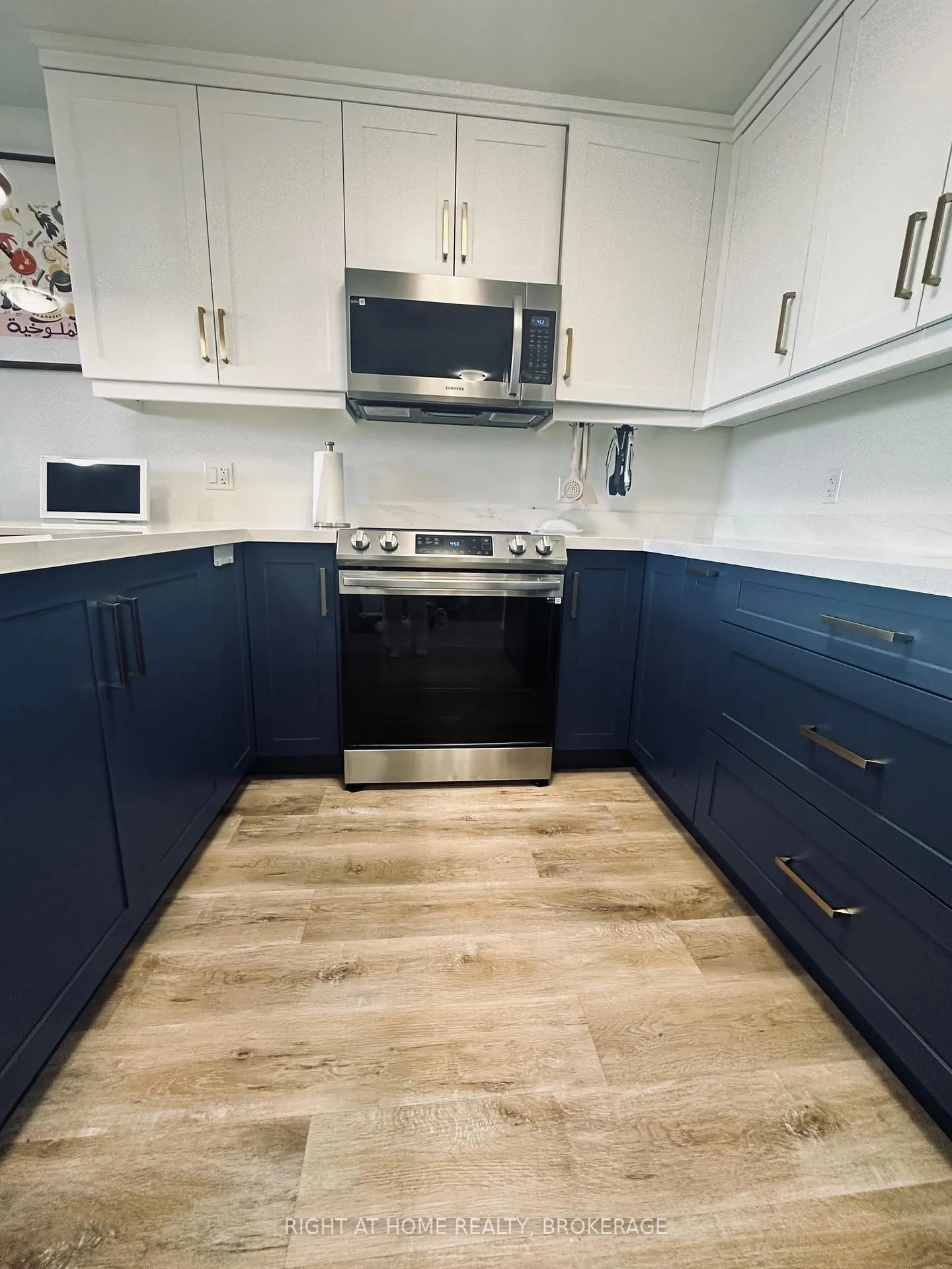 Photo 32 of Unit 309, 300B Fourth Avenue, St. Catharines, Ridley — HOMEH
