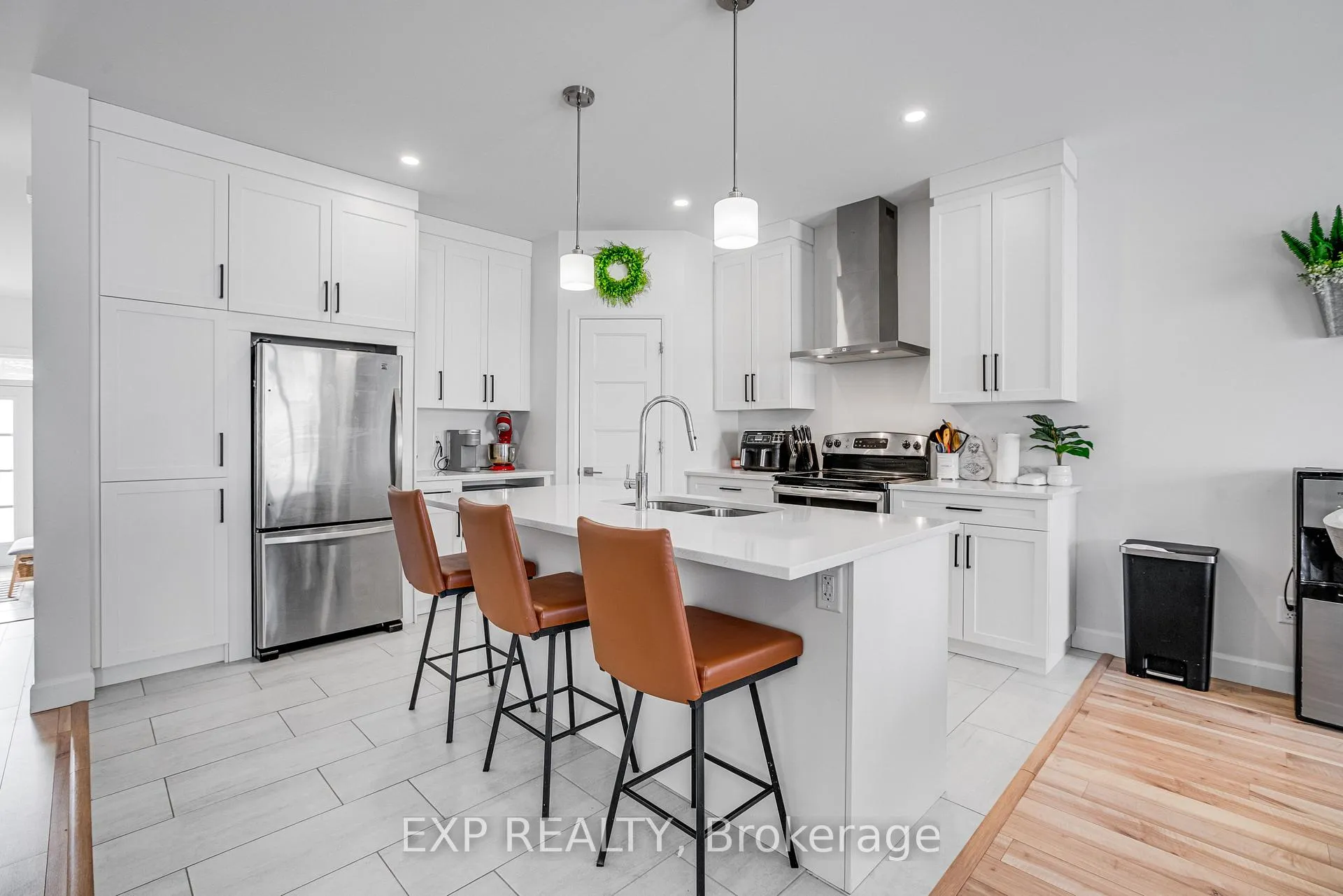 Photo 7 of 211 Mabel Road, The Nation, Limoges — HOMEH