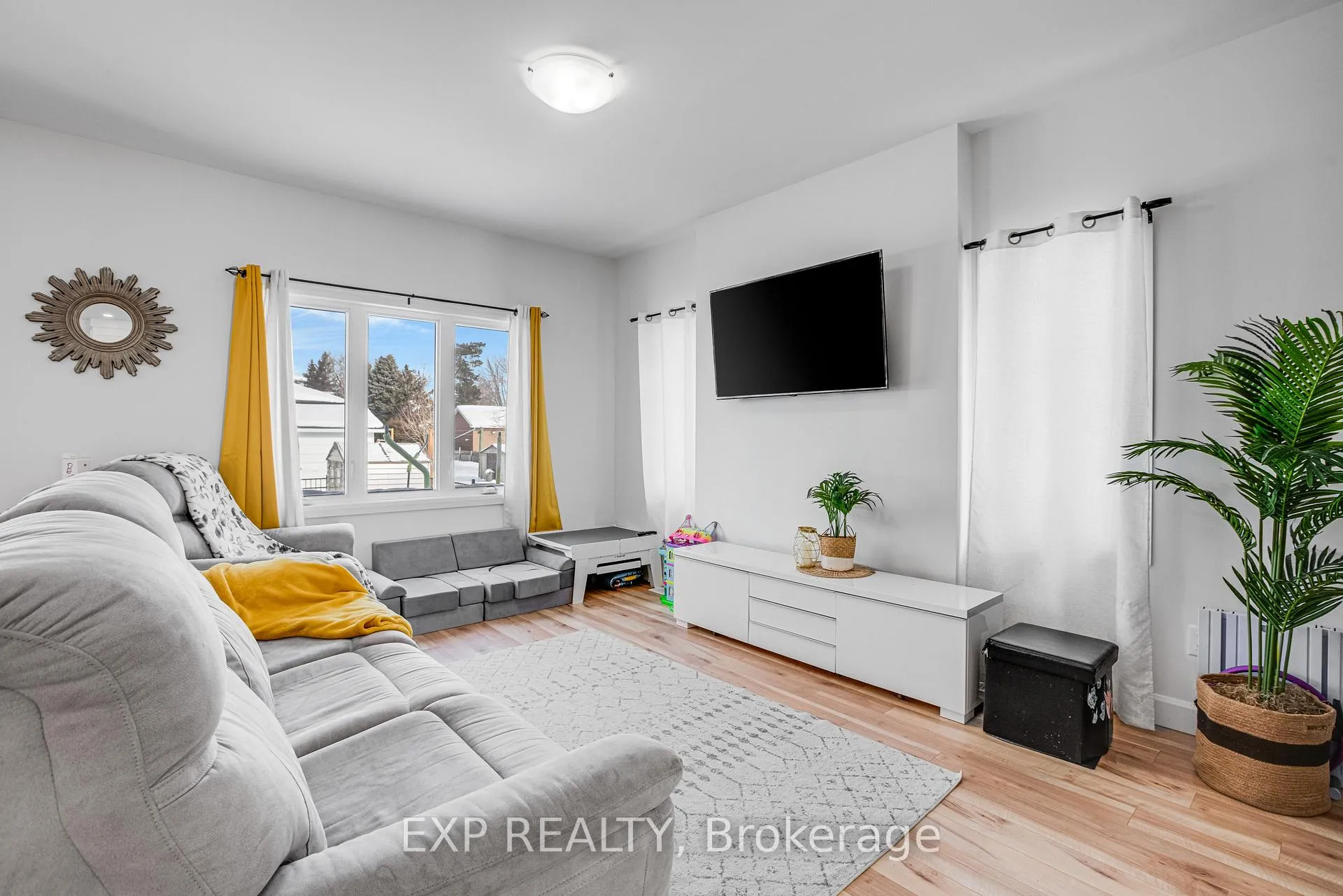 Photo 12 of 211 Mabel Road, The Nation, Limoges — HOMEH
