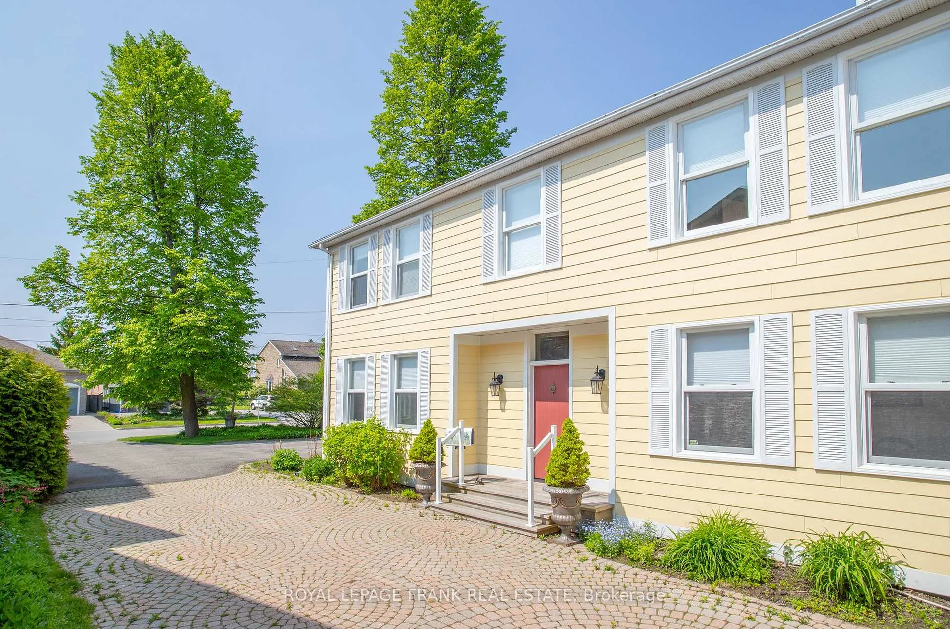 Photo 1 of 40 Tremaine Terrace, Cobourg — HOMEH