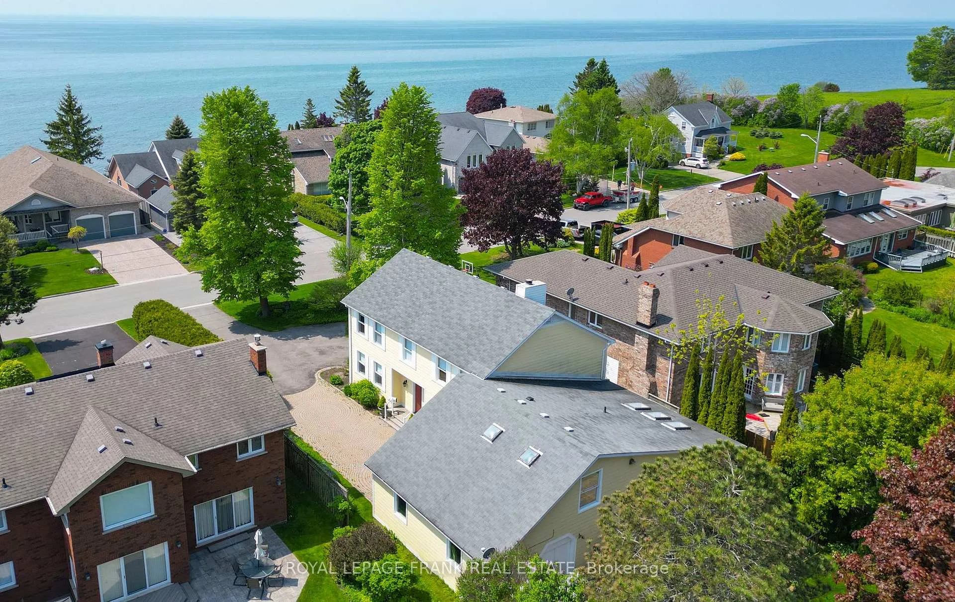 Photo 7 of 40 Tremaine Terrace, Cobourg — HOMEH